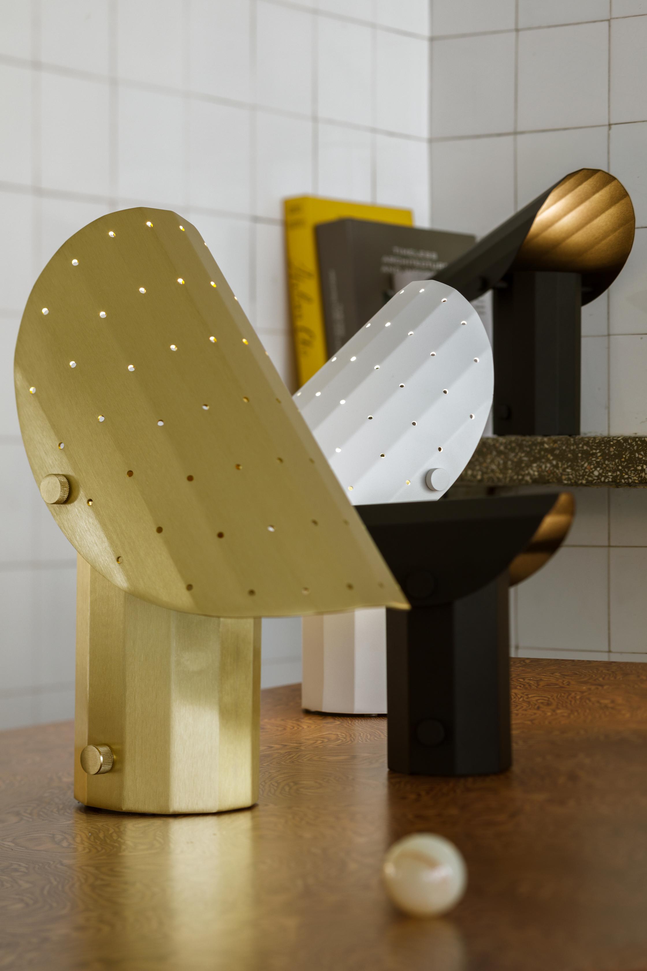 APOLIN Table Lamp Brushed Brass