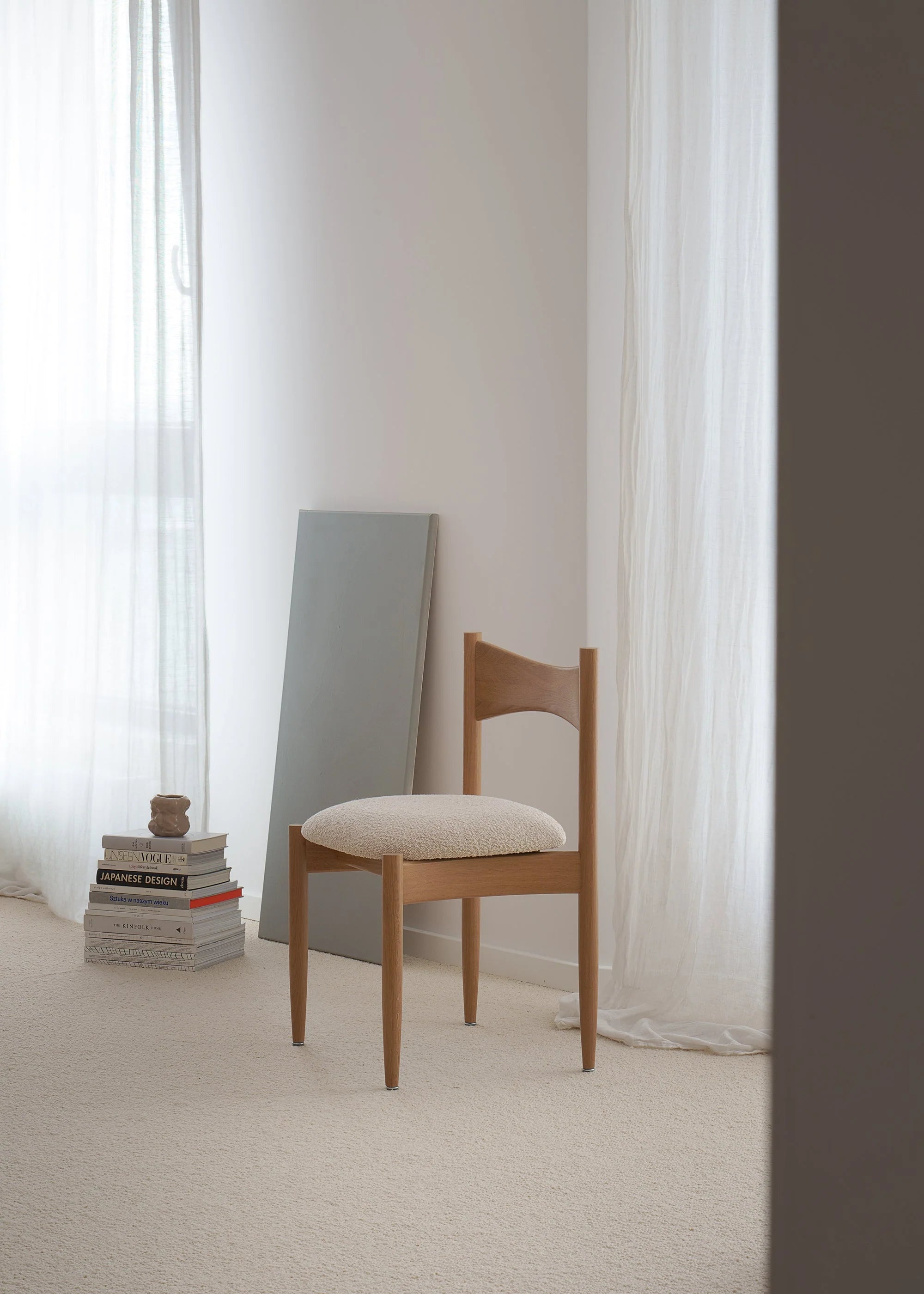 Stuhl KEMI beige mit Eichenholz