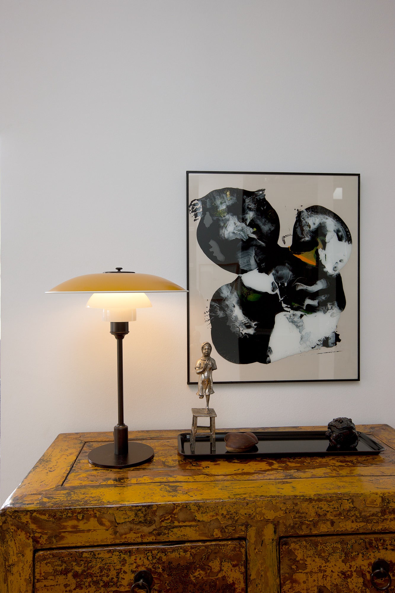 PH 3½-2½ yellow table lamp