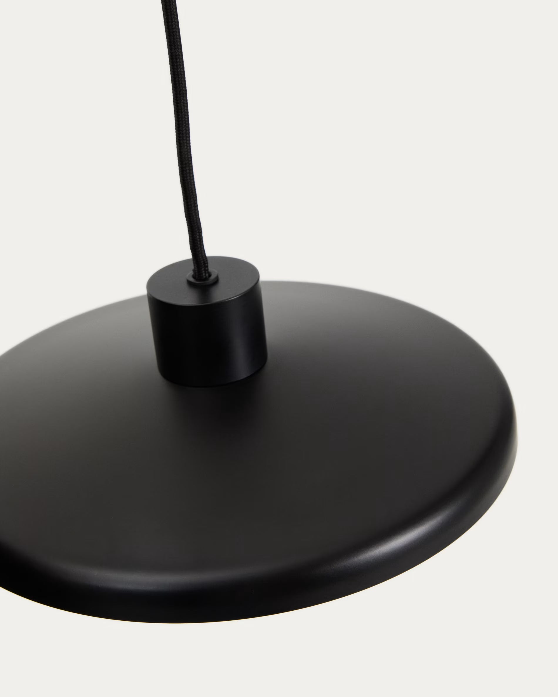 NUVIRA Black Pendant Lamp