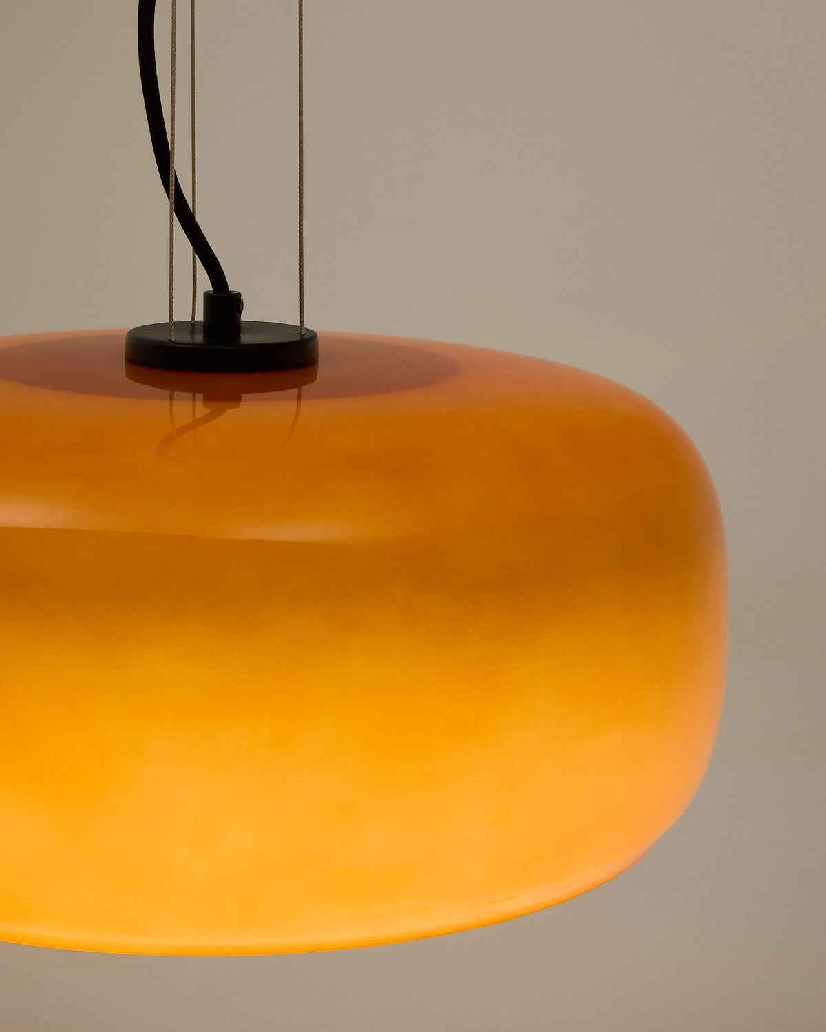 Lampa wisząca REIG pomarańczowe szkło – ujęcie 3
