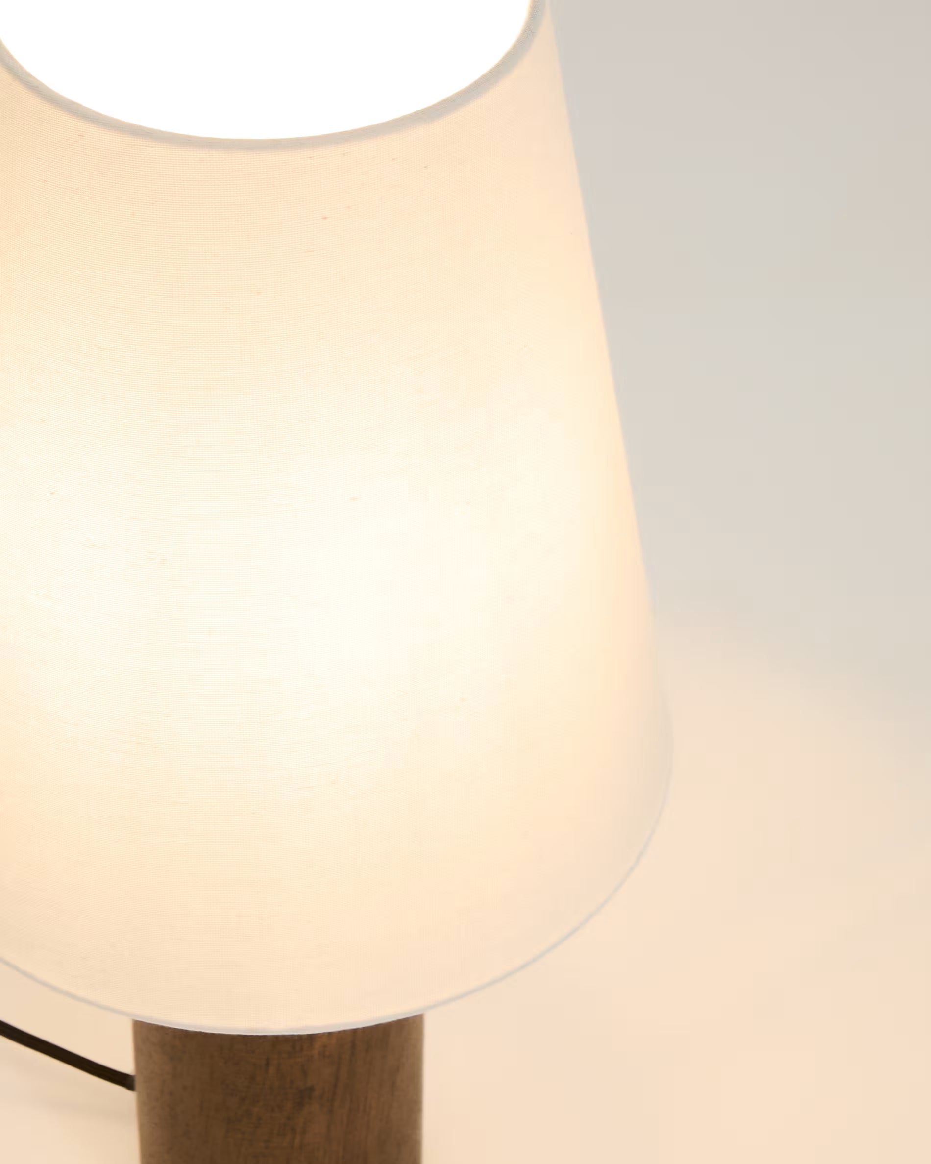 Lampa stołowa MARGA ciemne drewno kauczukowe z białym kloszem