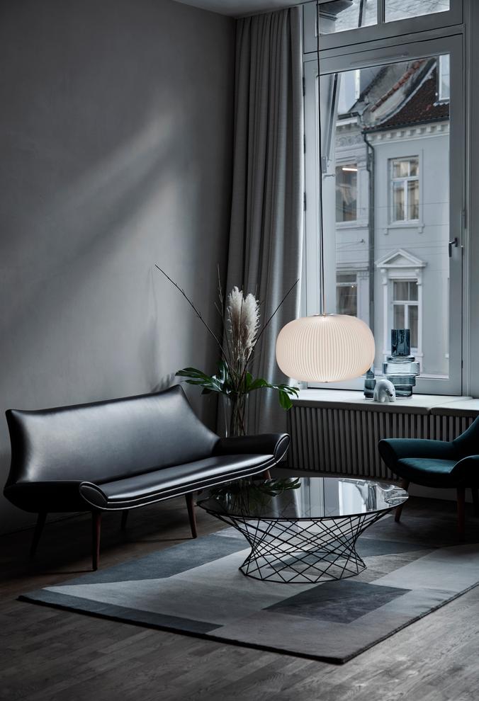 Hanging Lamp MODEL 132 LAMELLA 1 white with black finish