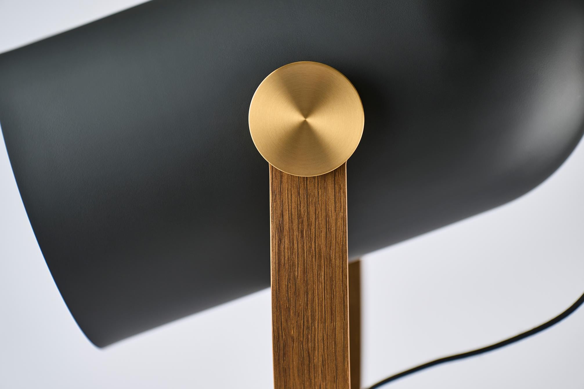 Floor lamp MODEL 362 CARRONADE II black with gold