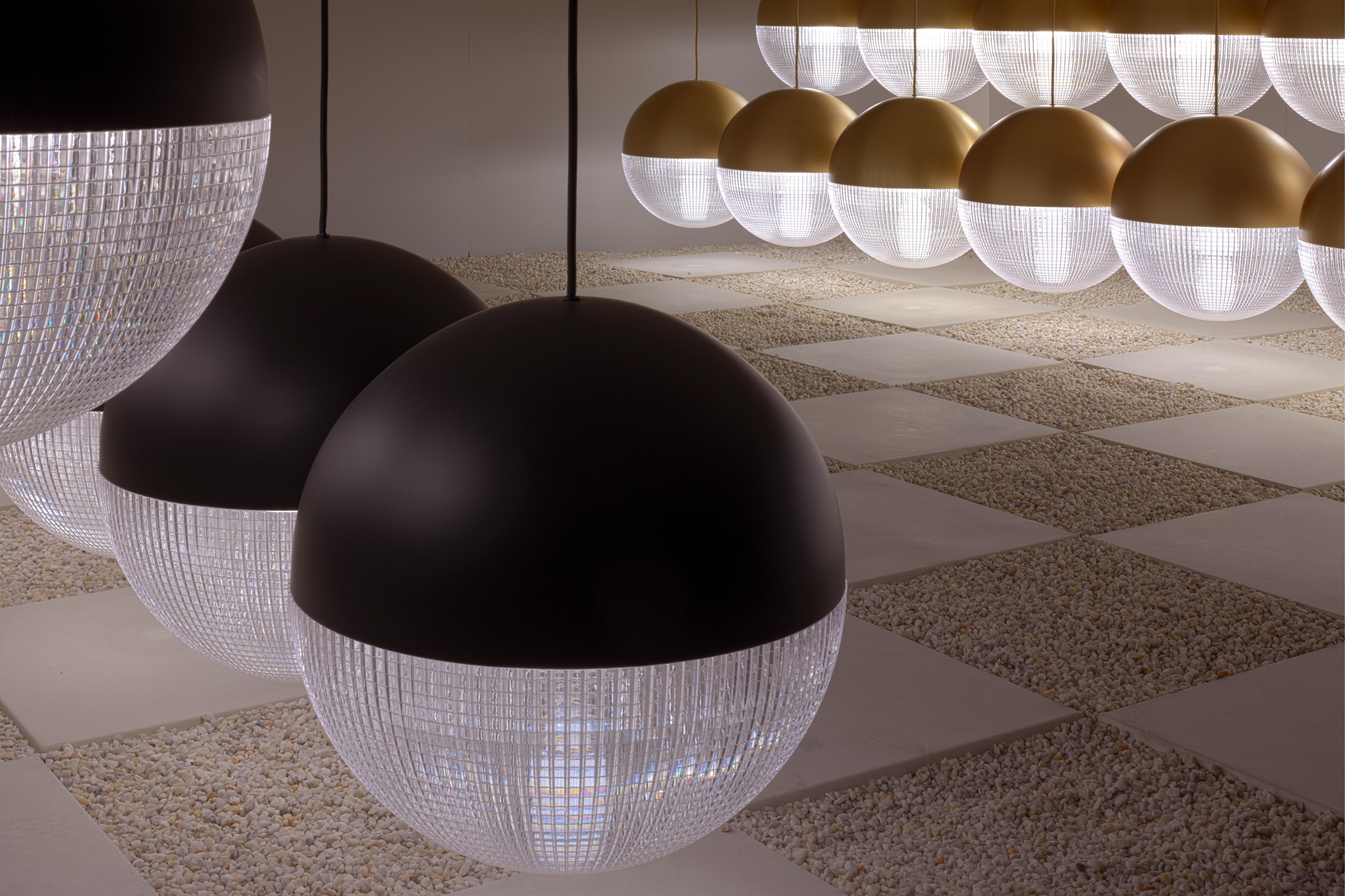 LENS FLAIR Pendant Lamp in Matte Black