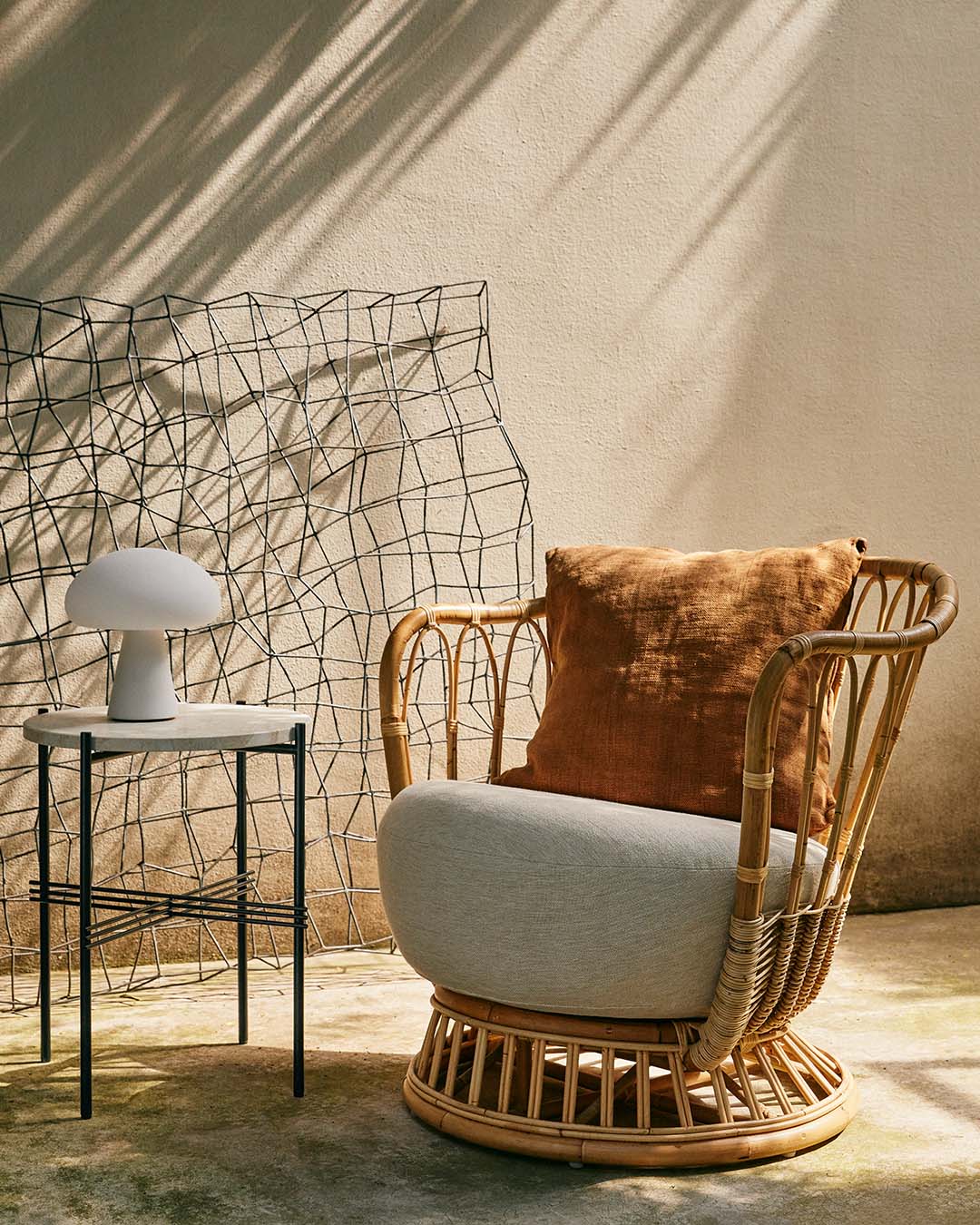 Sessel GRACE gepolstert mit Rattanbasis
