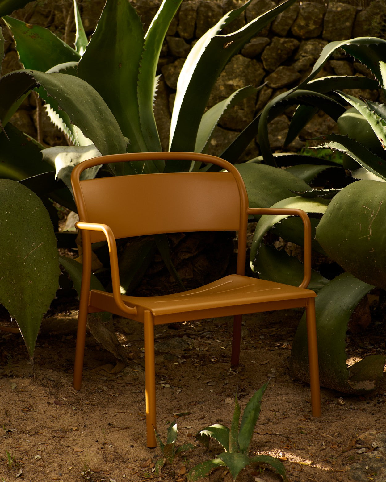 LINEAR Outdoor Armchair Orange Steel