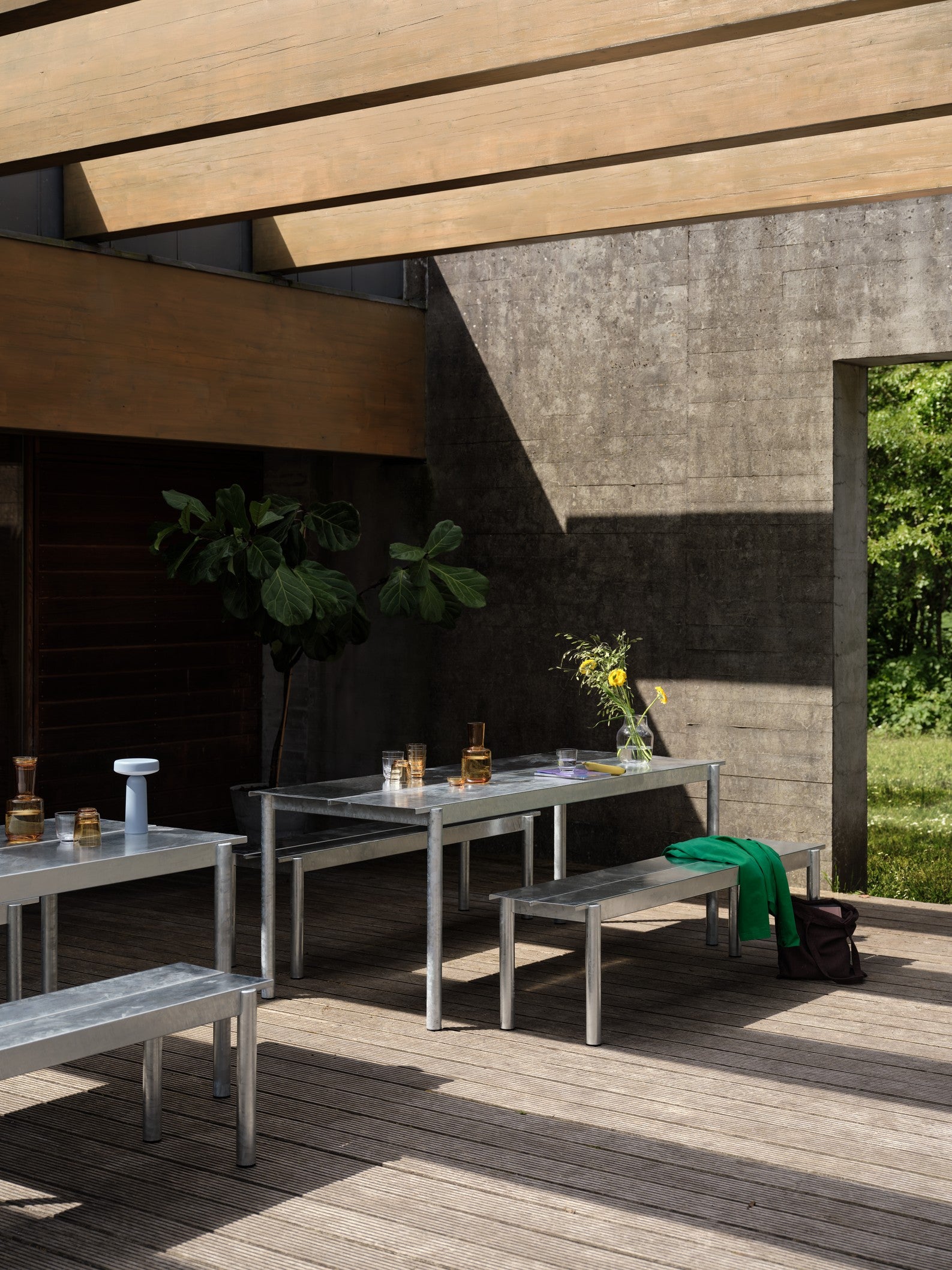 LINEAR Outdoor Table Galvanized Steel