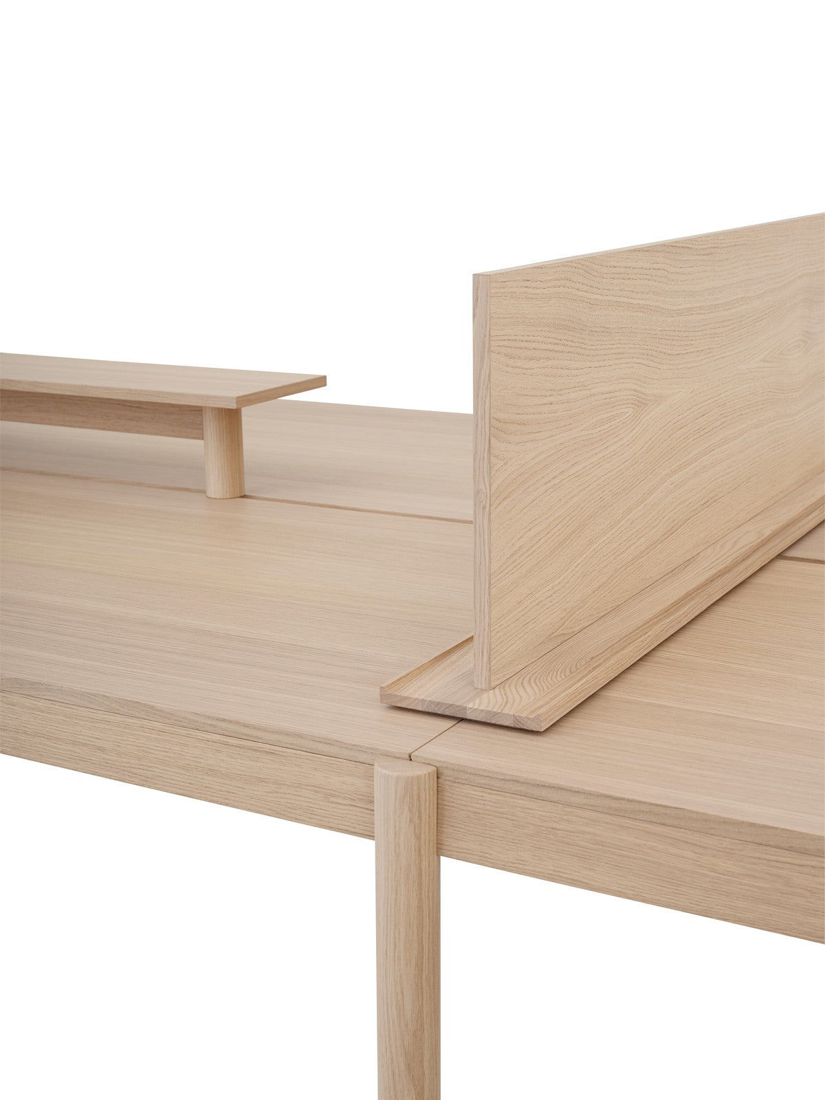 LINEAR SYSTEM Office Table - CONFIGURATION 1 oak veneer