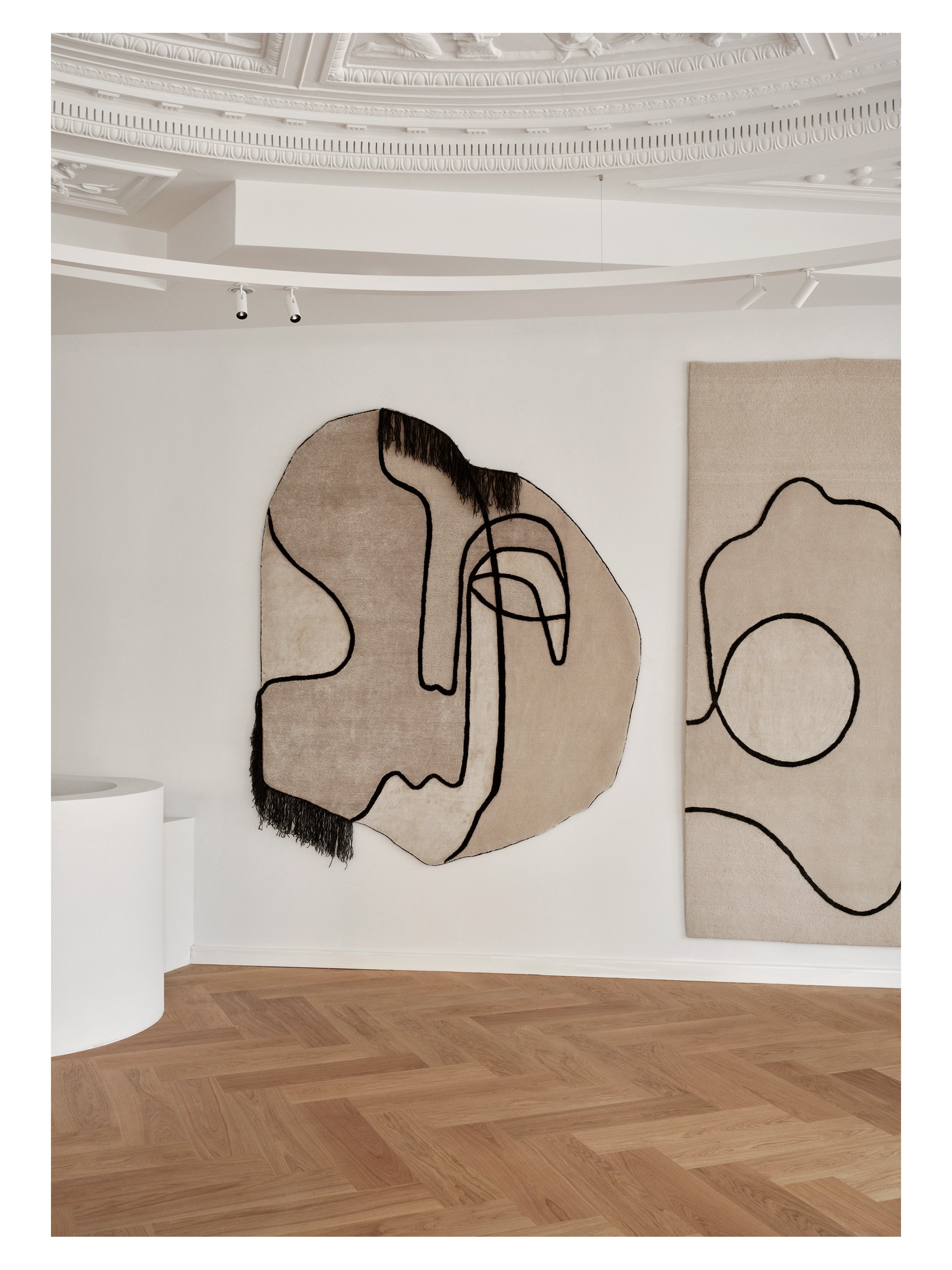 Teppich SLANTED SELF beige mit Schwarz