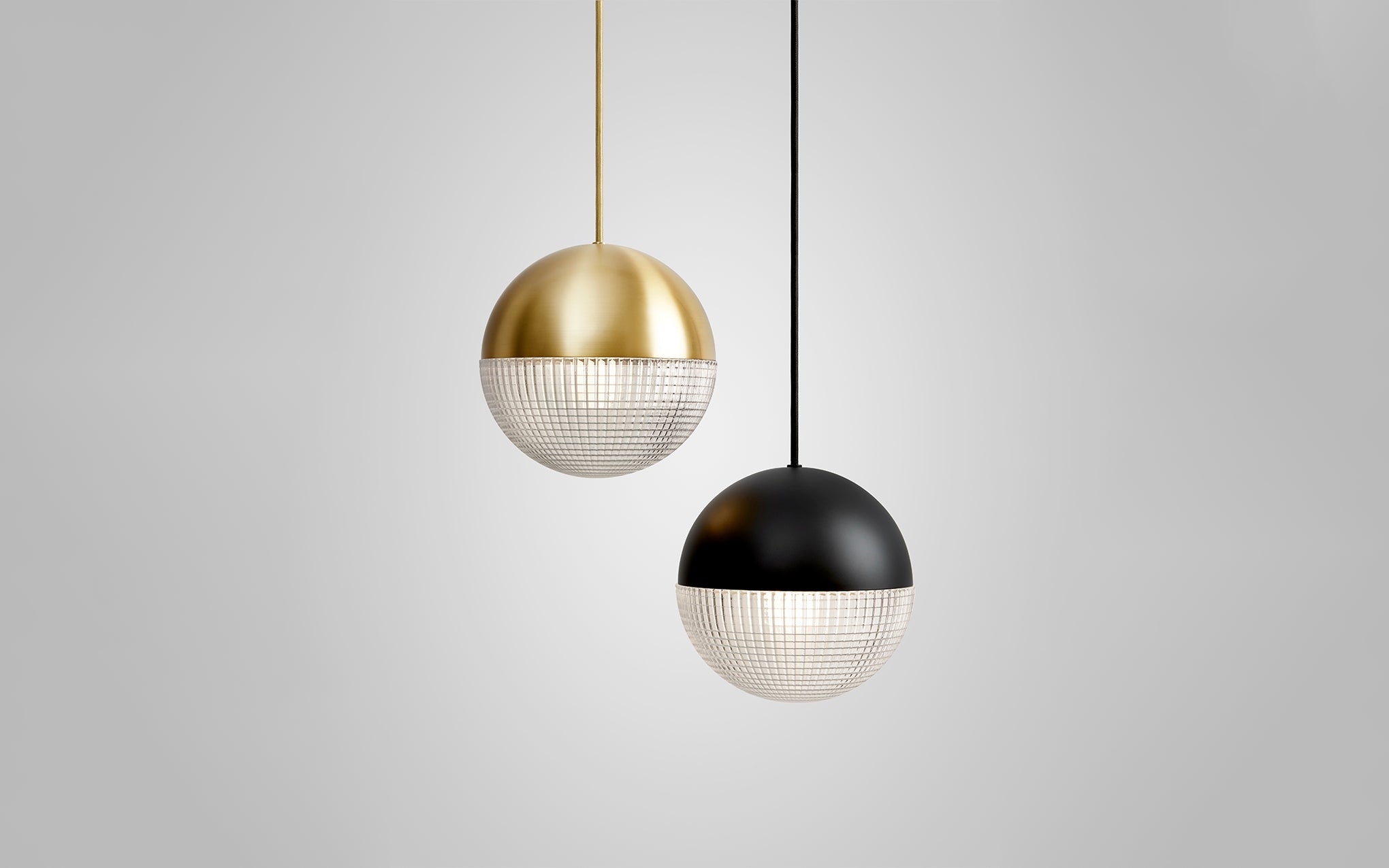 LENS FLAIR Pendant Lamp in Matte Black