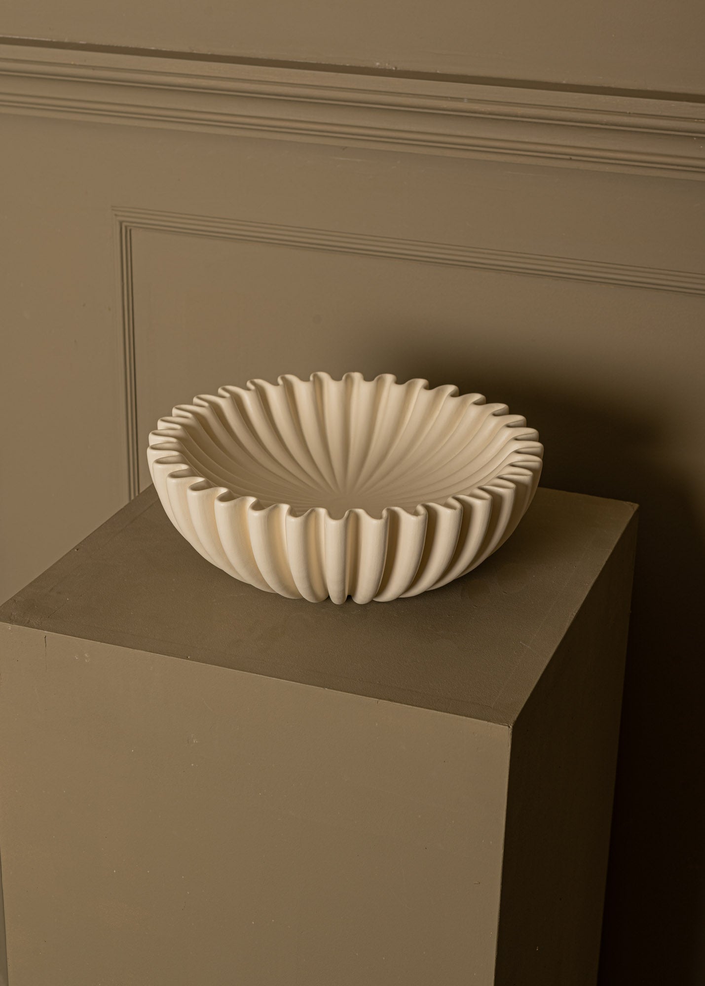 Lotuso Ecru Ceramic Bowl