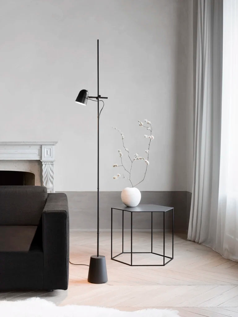 Counterbalance black floor lamp