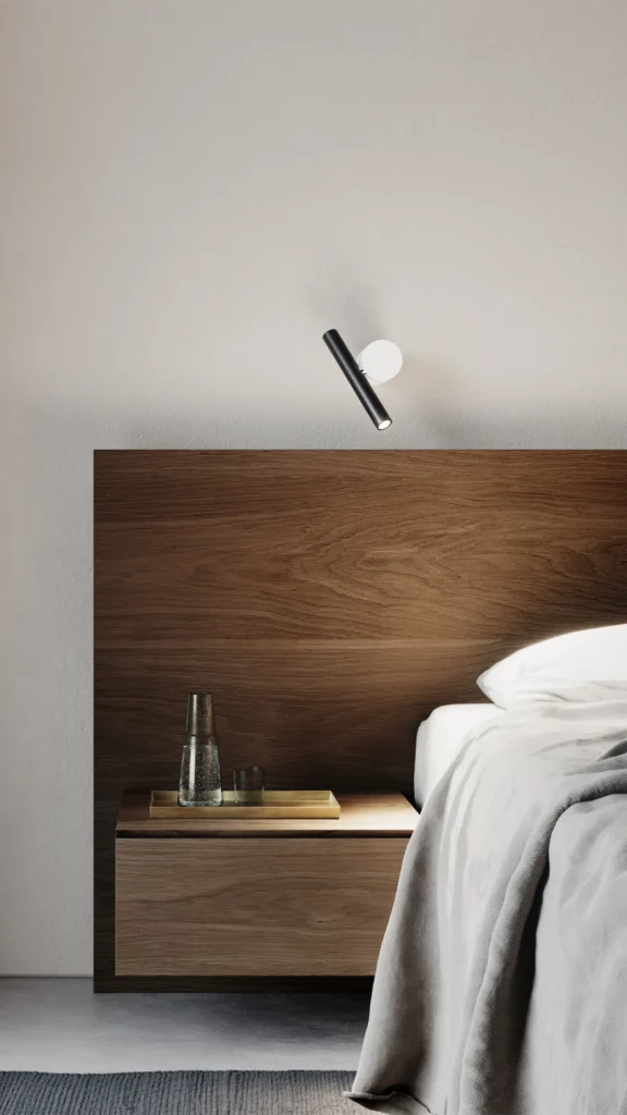 DOI Black wall lamp