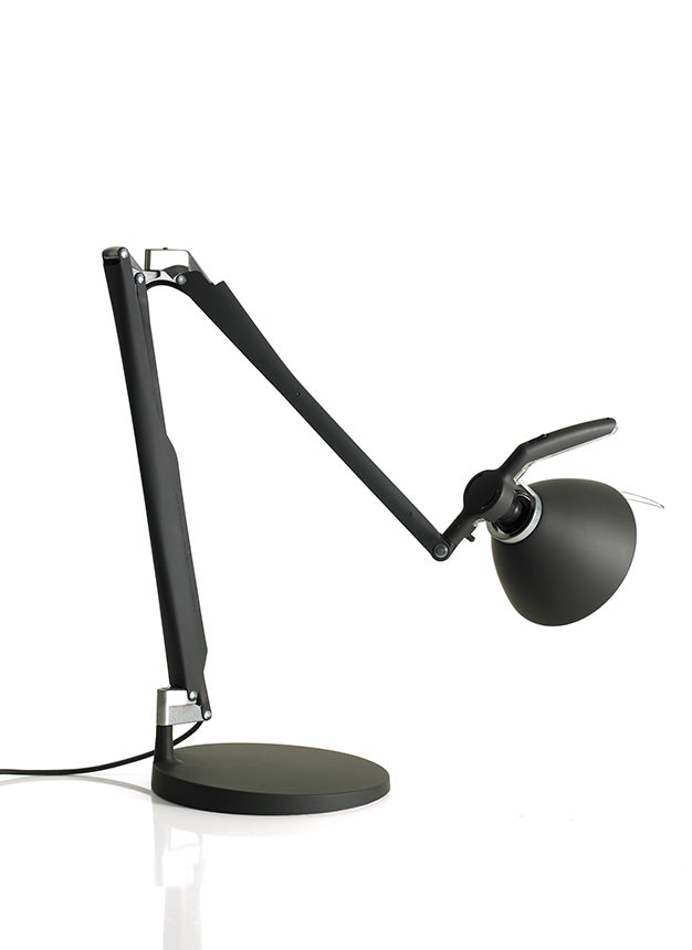 Fortebraccio black table lamp