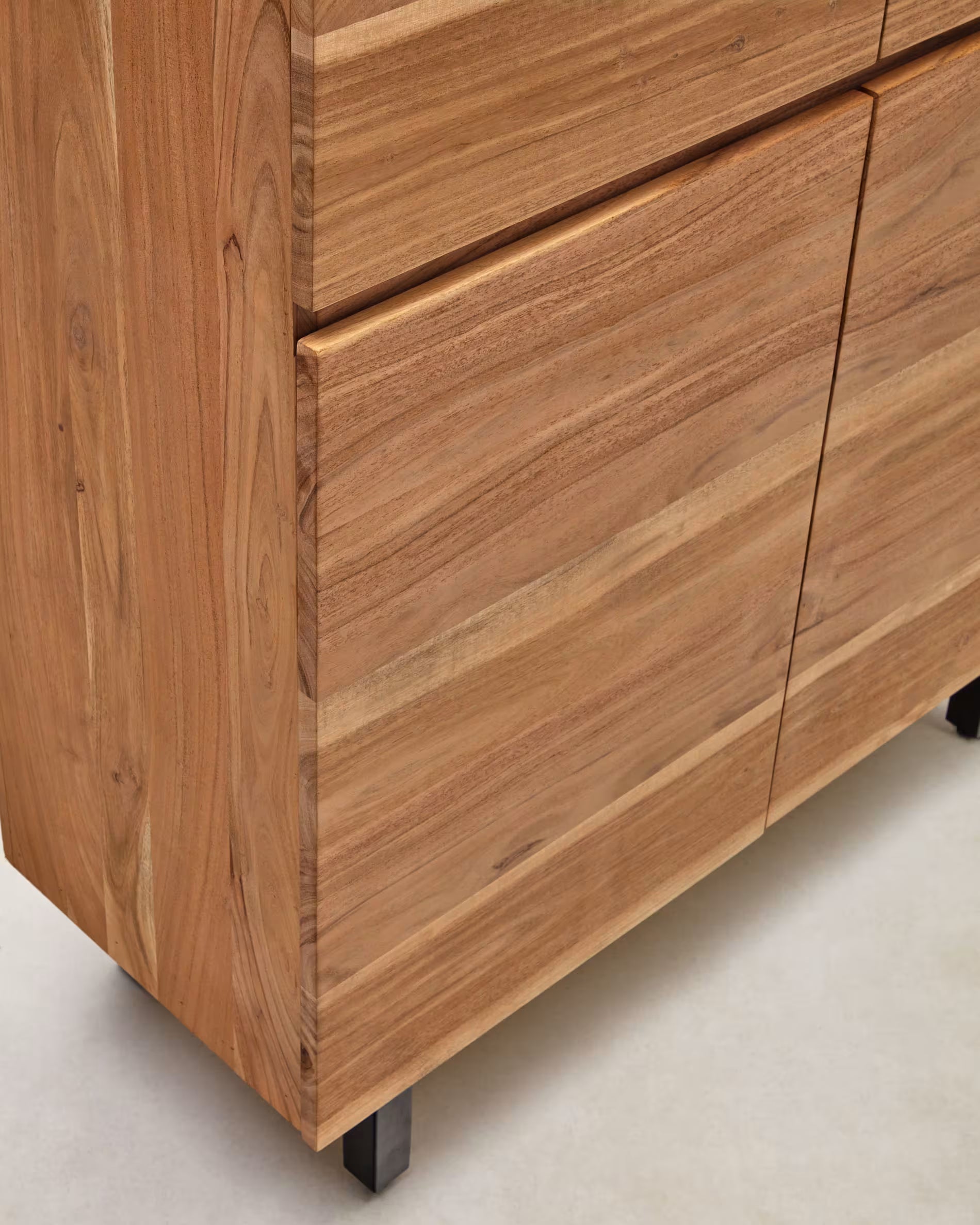 UXUE sideboard acacia wood