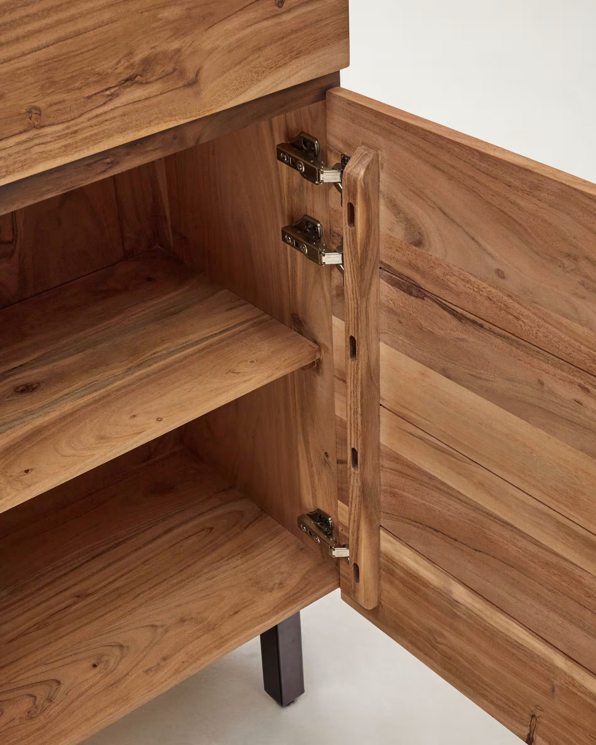 UXUE sideboard acacia wood