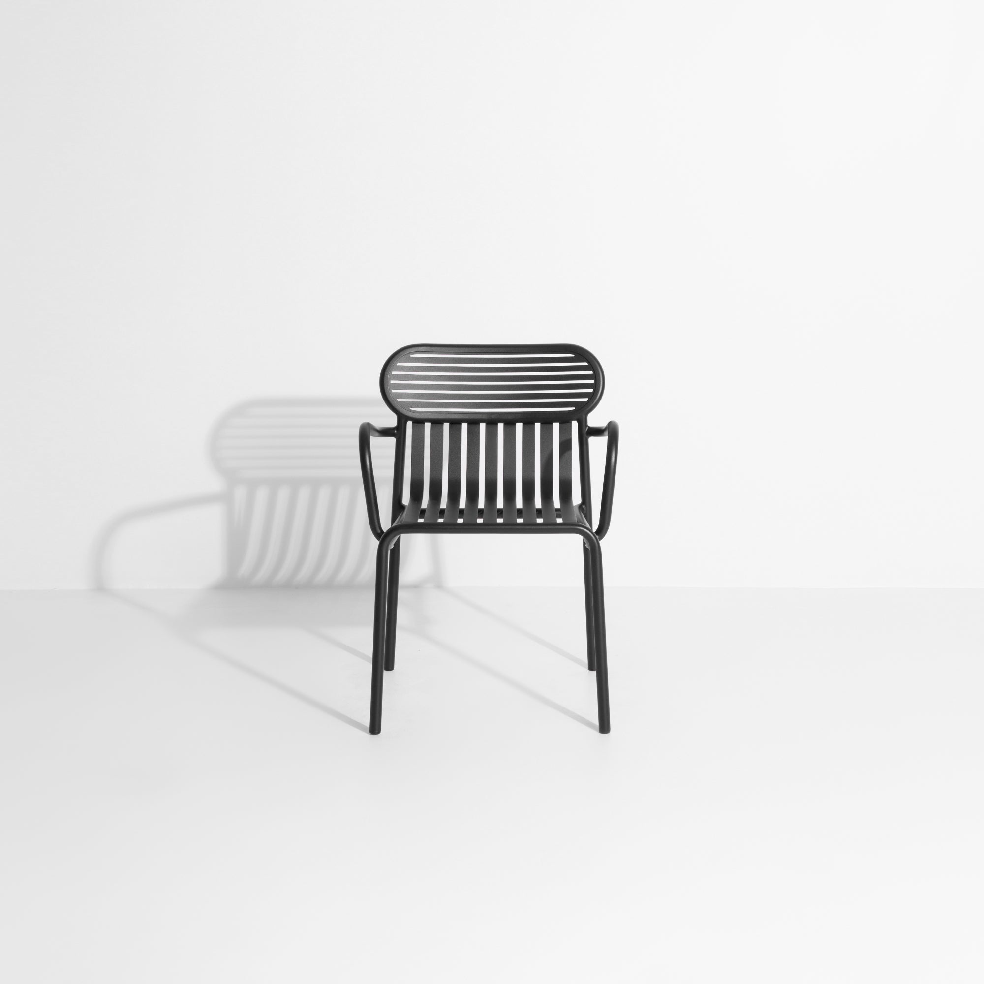 WEEK-END Black Garden Chair with Armrests