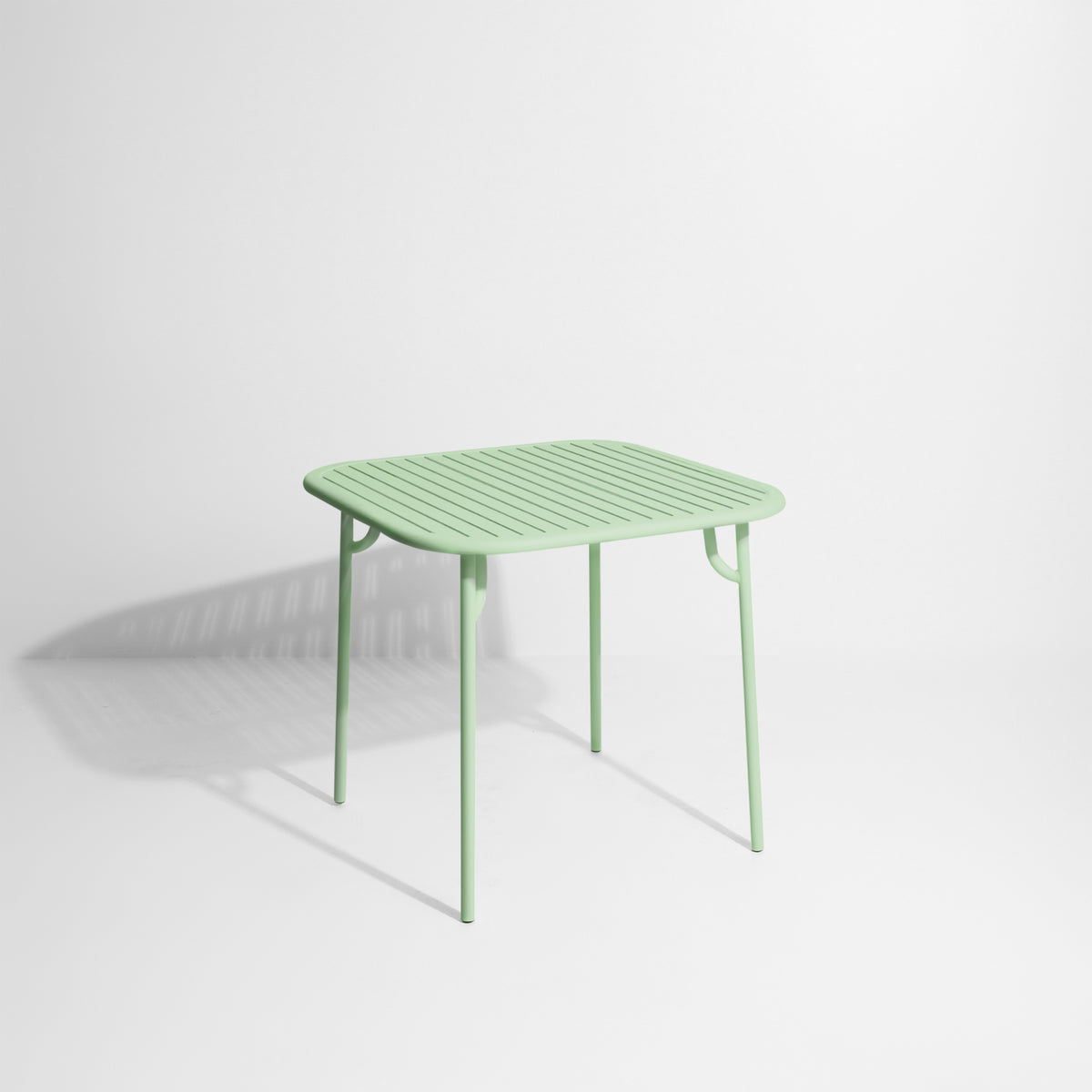 WEEK-END Square Garden Table in Pastel Green