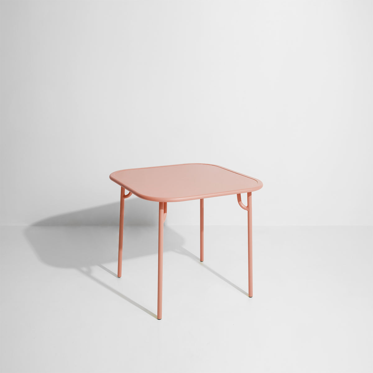 WEEK-END Square Garden Table in Pale Pink