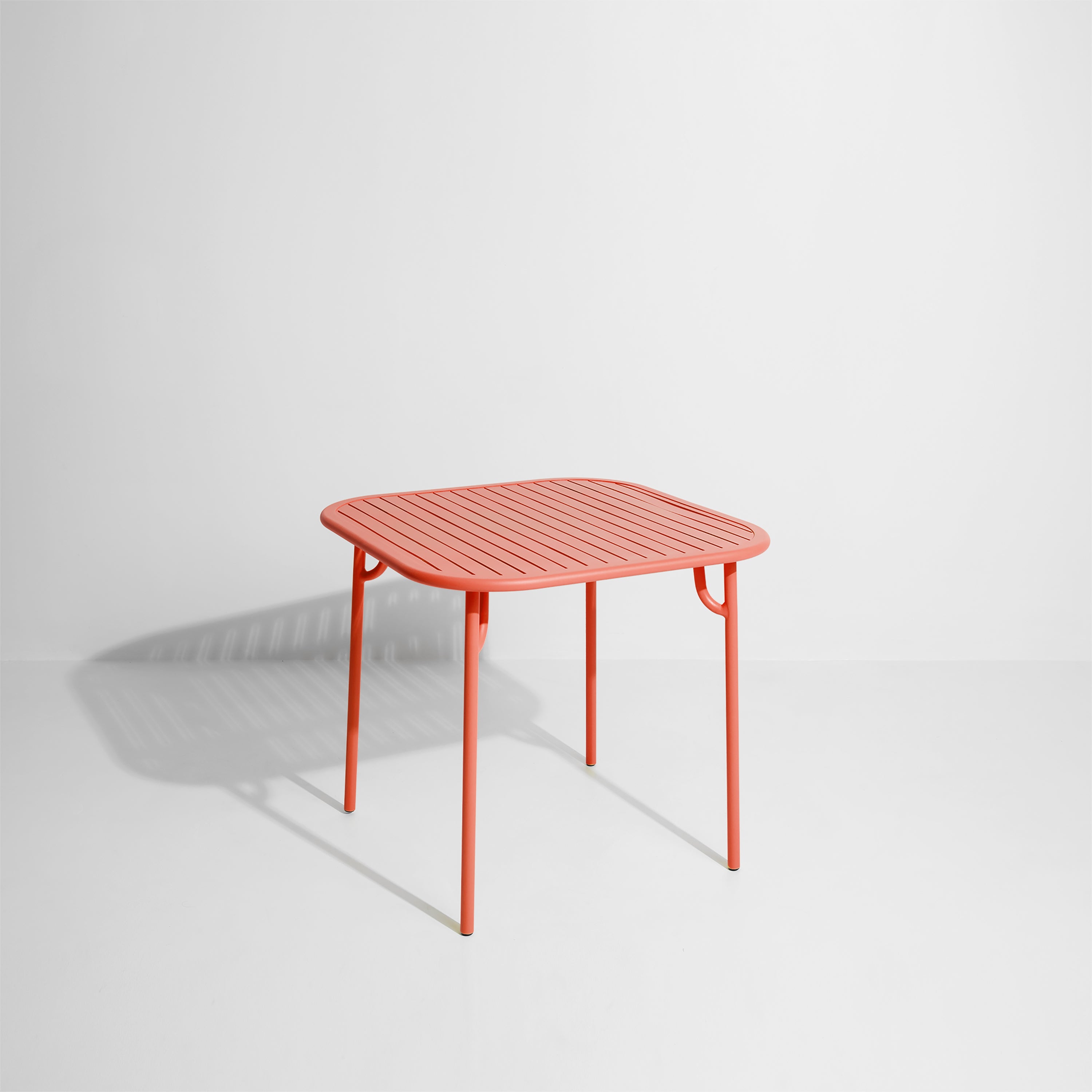 WEEK-END Coral Square Garden Table