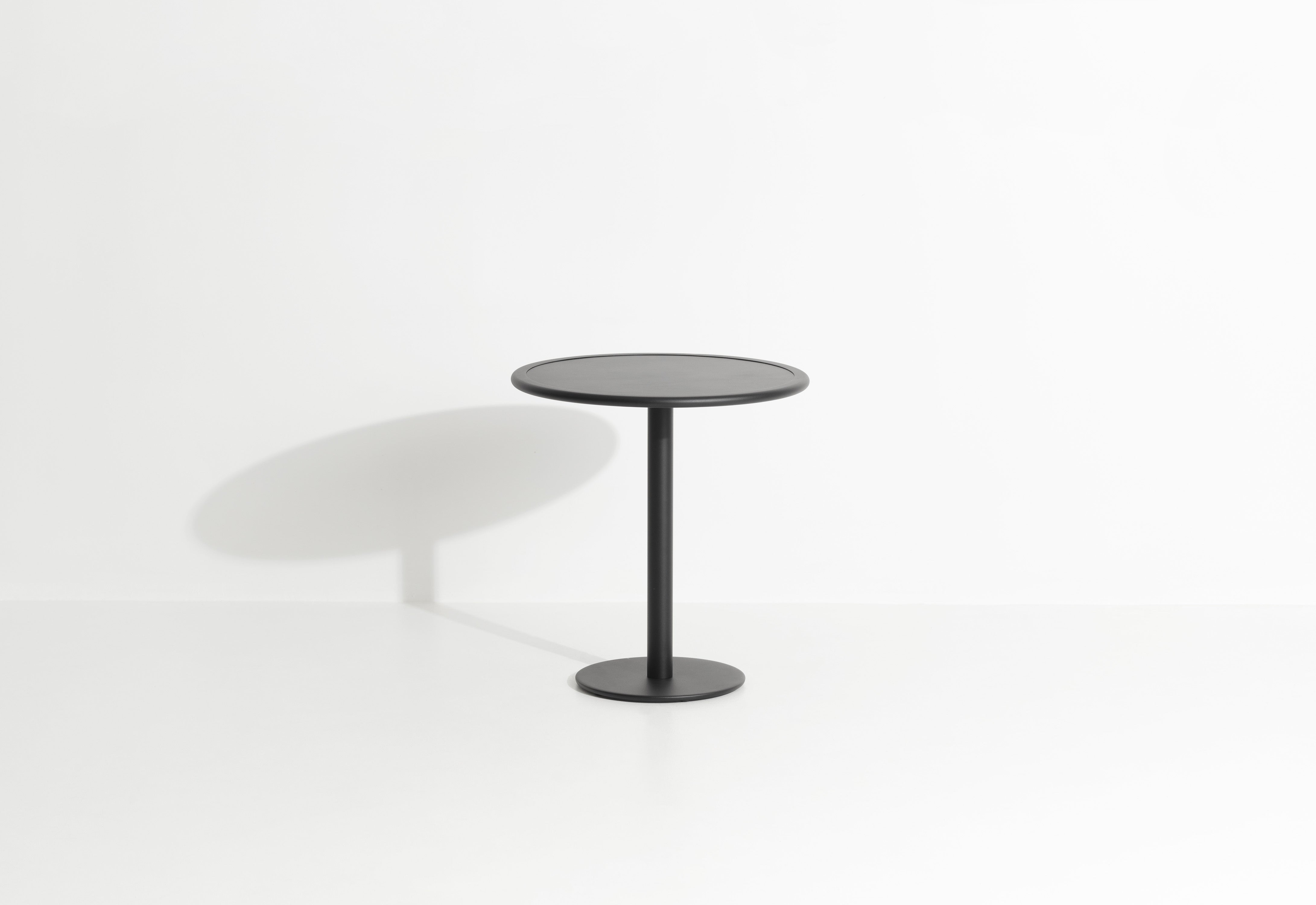 WEEK-END Round Garden Table in Black