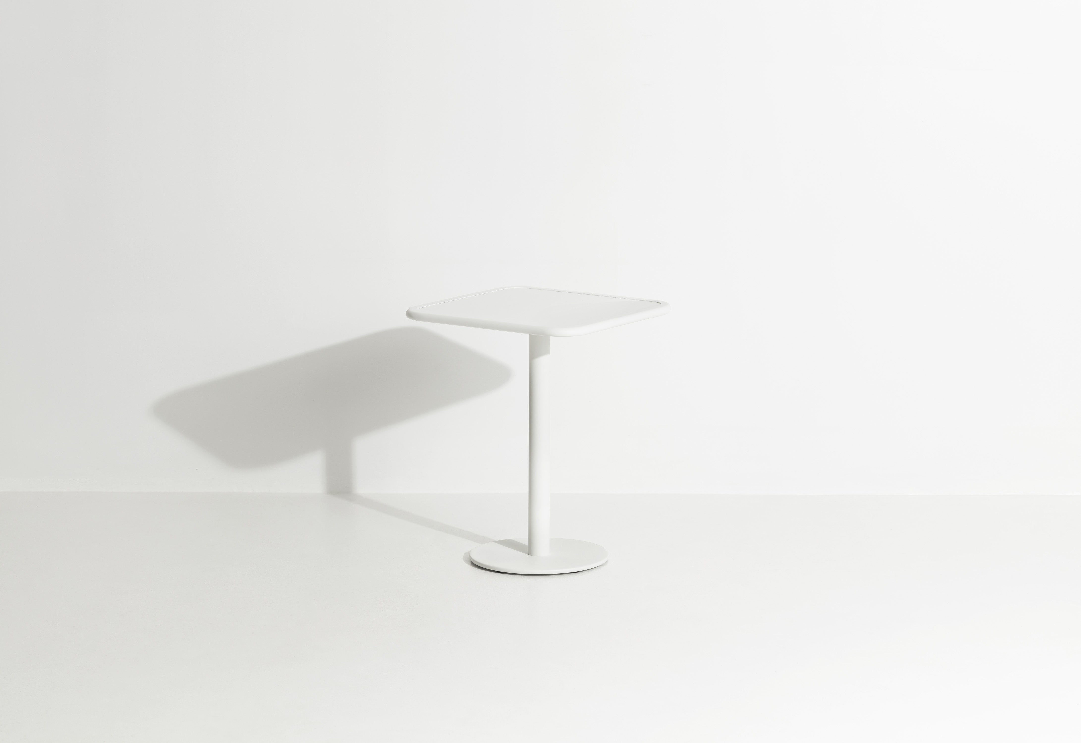 WEEK-END White Square Garden Table