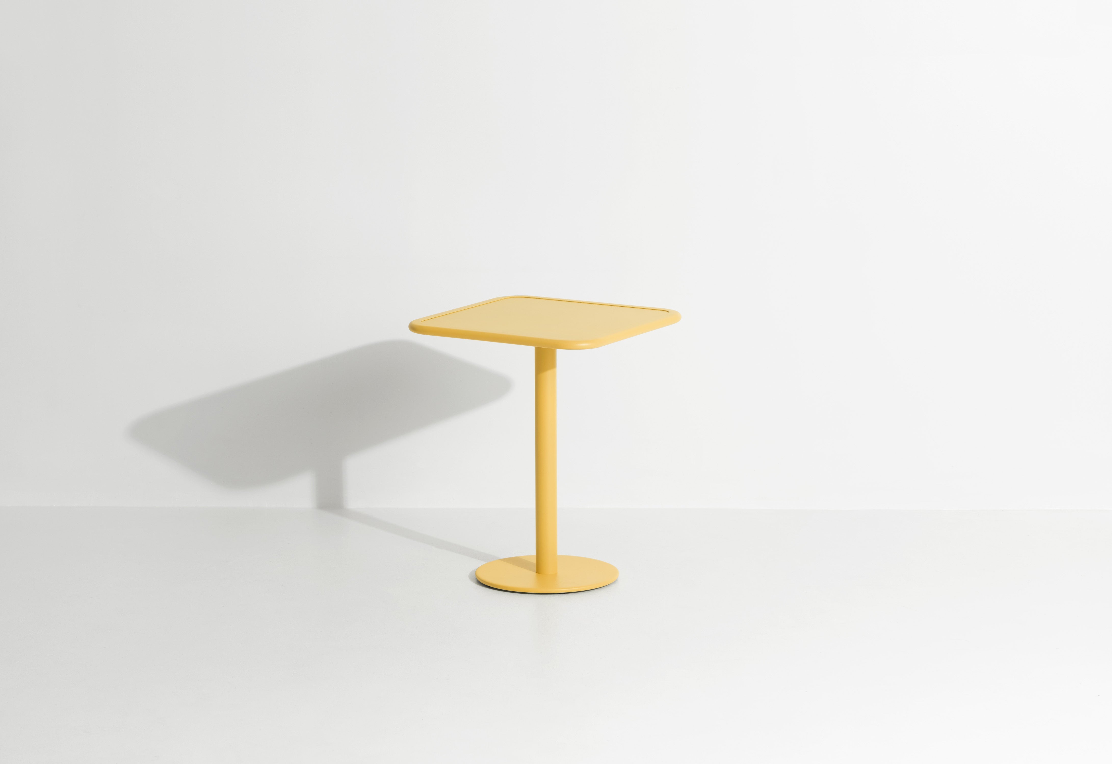 WEEK-END dark yellow square garden table