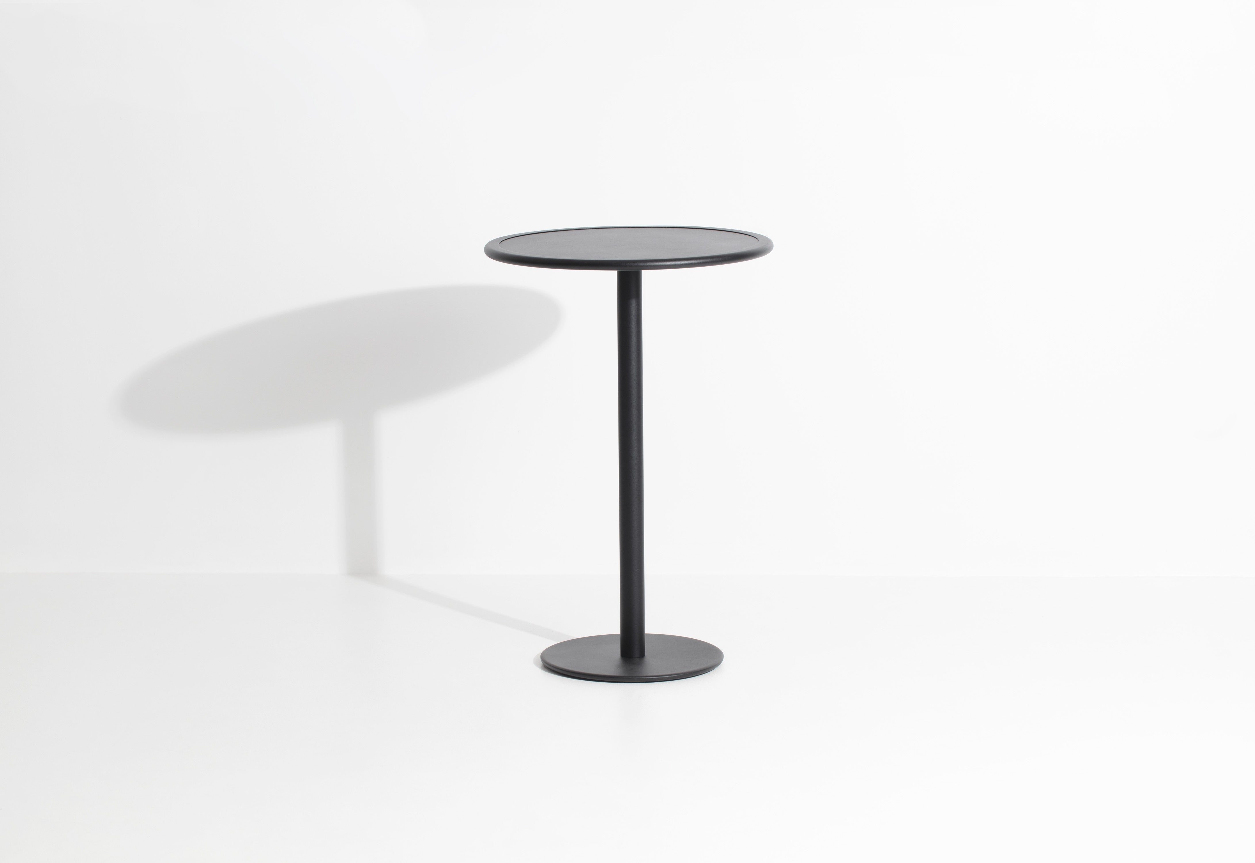 WEEK-END Round Garden Table in Black