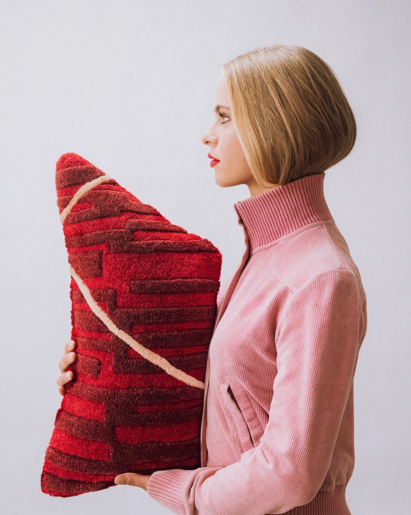 MAYA decorative pillow red