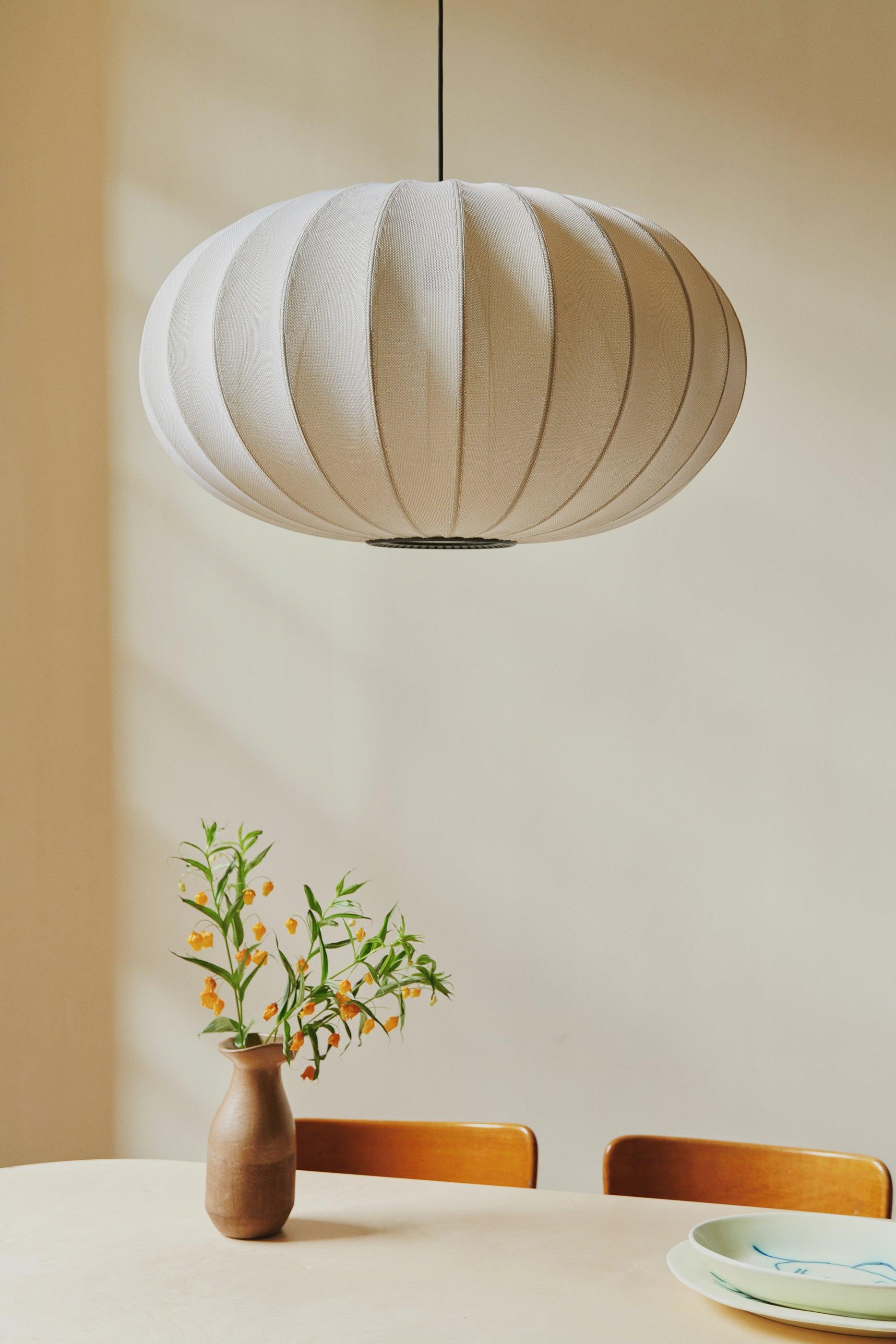 Knit-Wit Oval Pearl hanging lamp