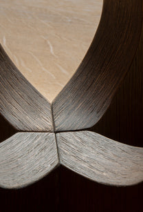 ANDROGYNE Round Table Dark Oak Wood