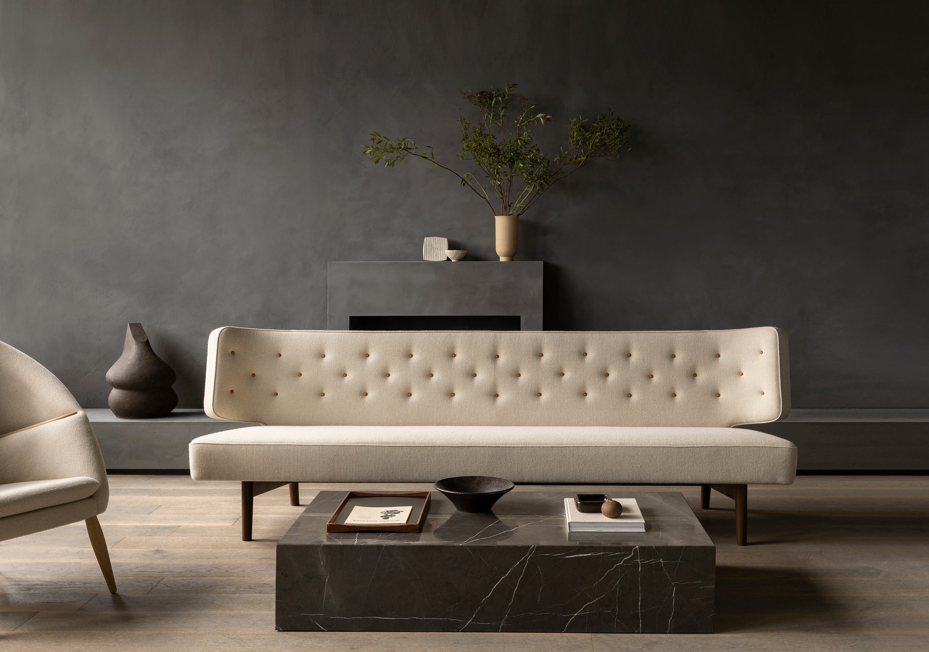 Couchtisch PLINTH schwarzer Marmor