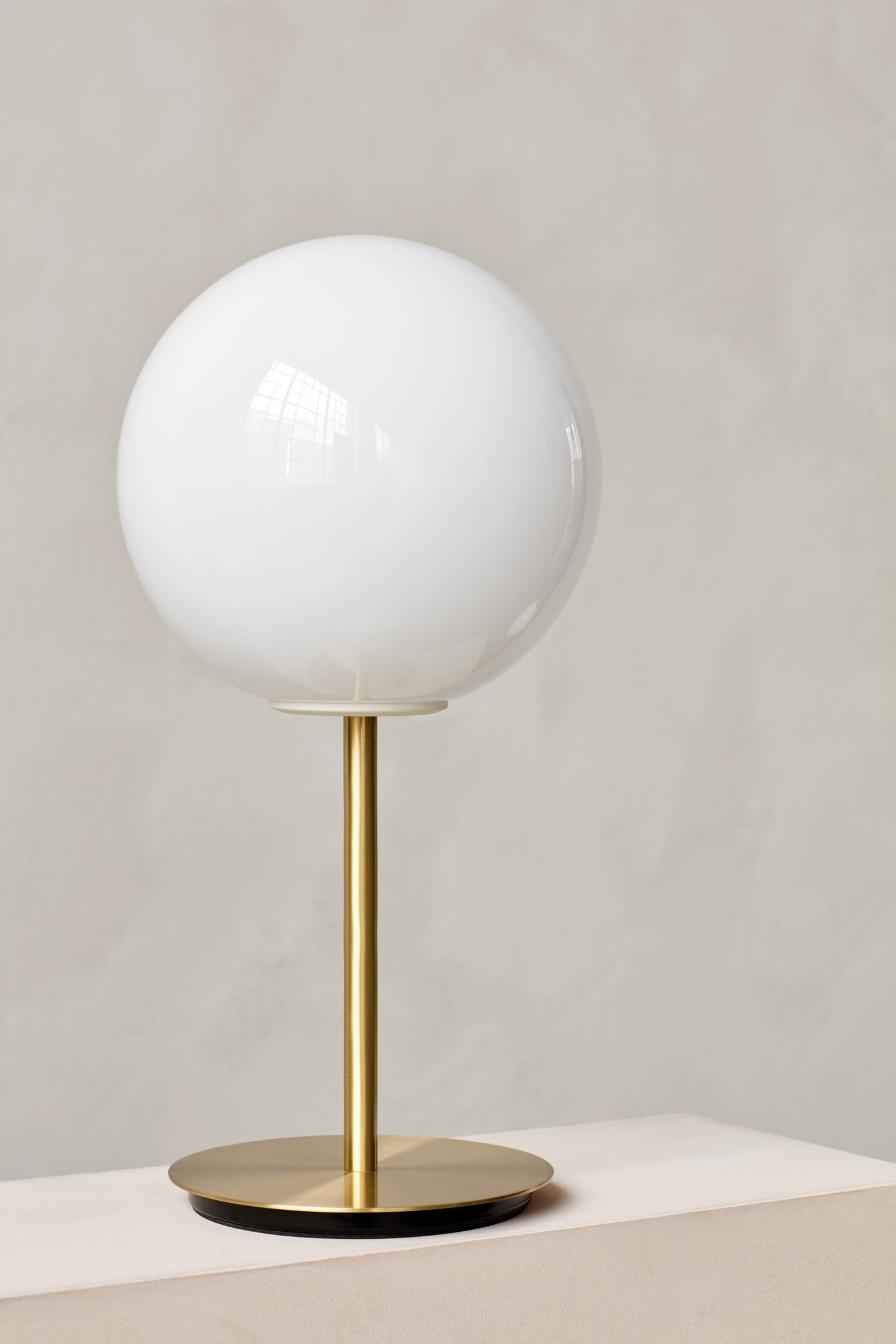 Lampa stołowa TR BULB mosiądz