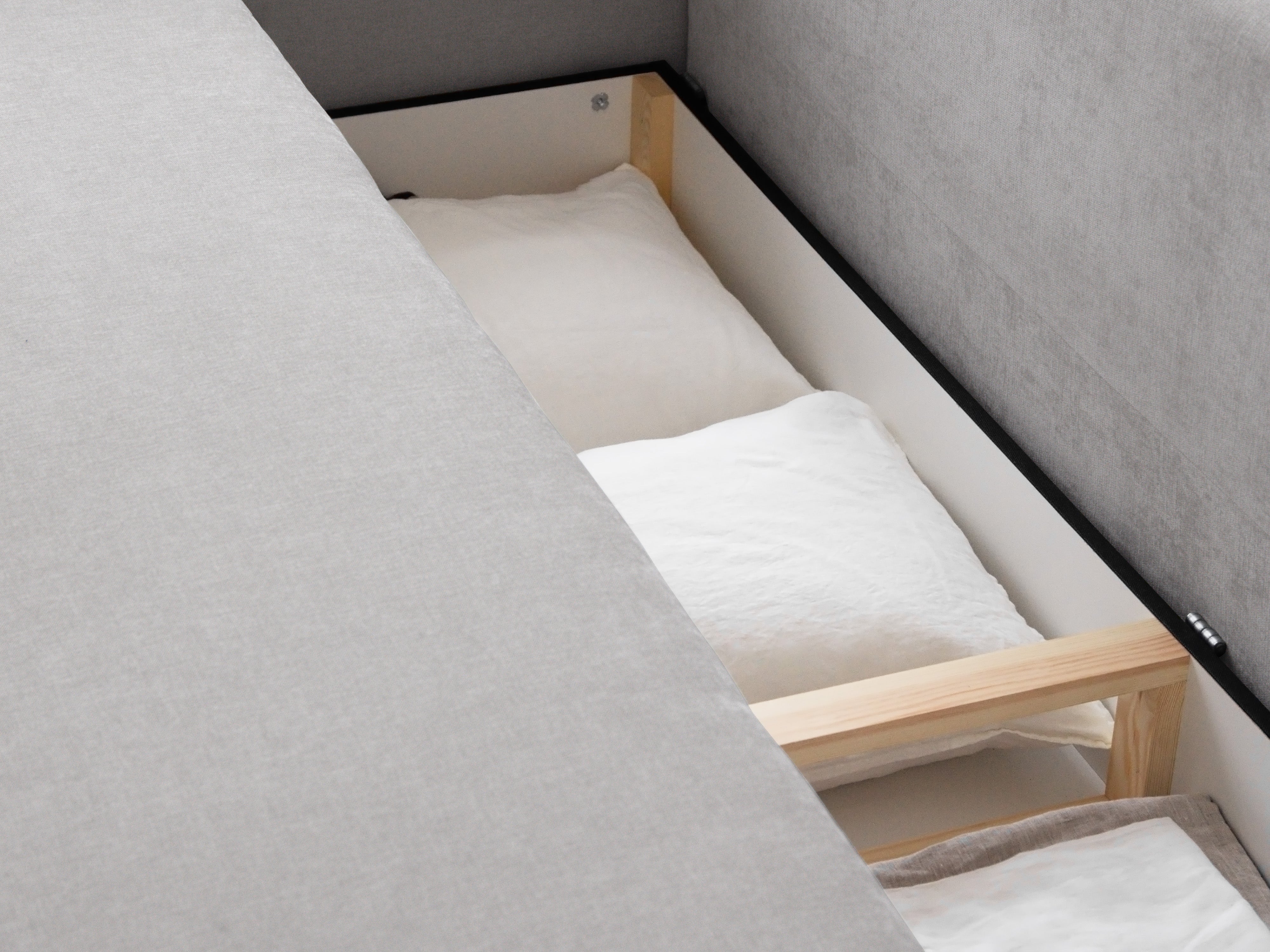 3-seater sofa with sleeping function ELEN beige chenille [Monika] [Julia spr]