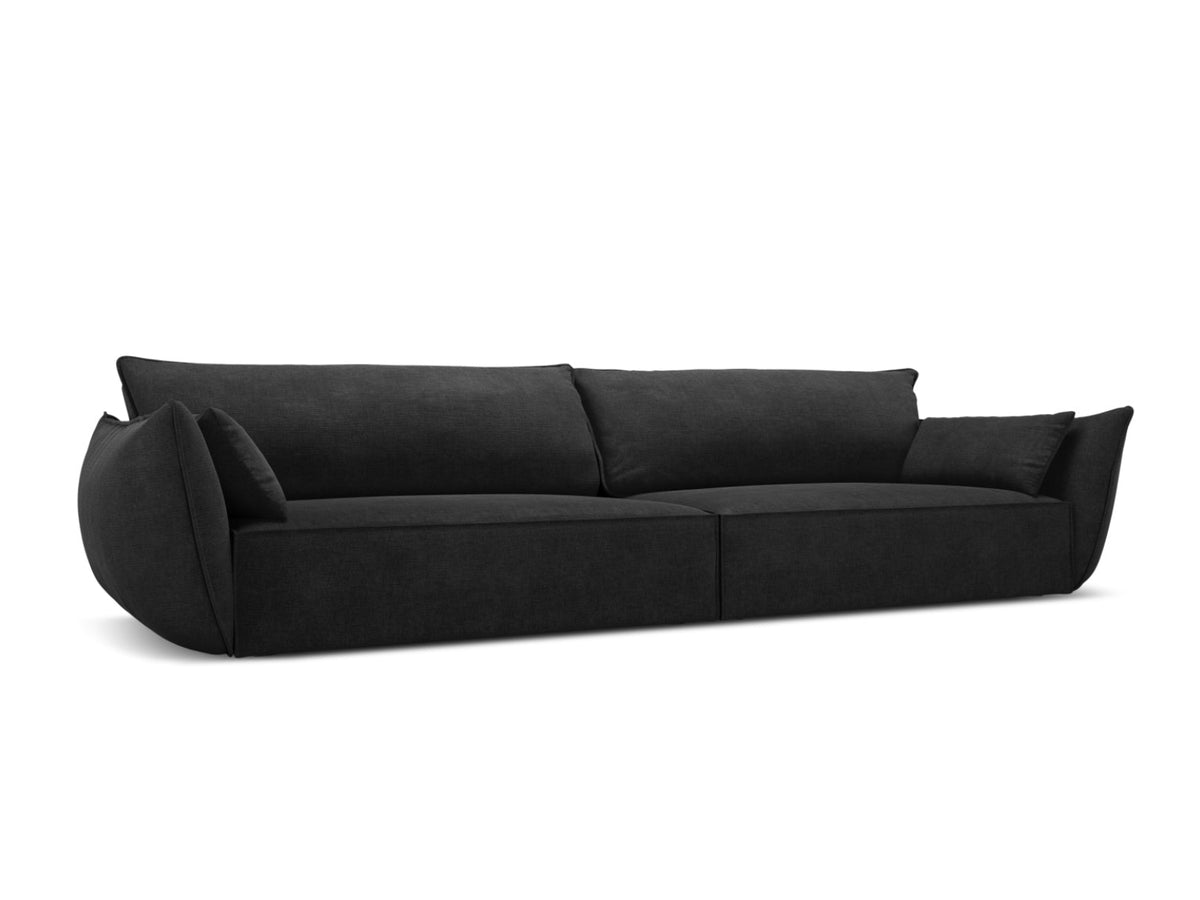 Sofa 4-osobowa KAELLE czarny szenil Over The Horizon – ujęcie boczne