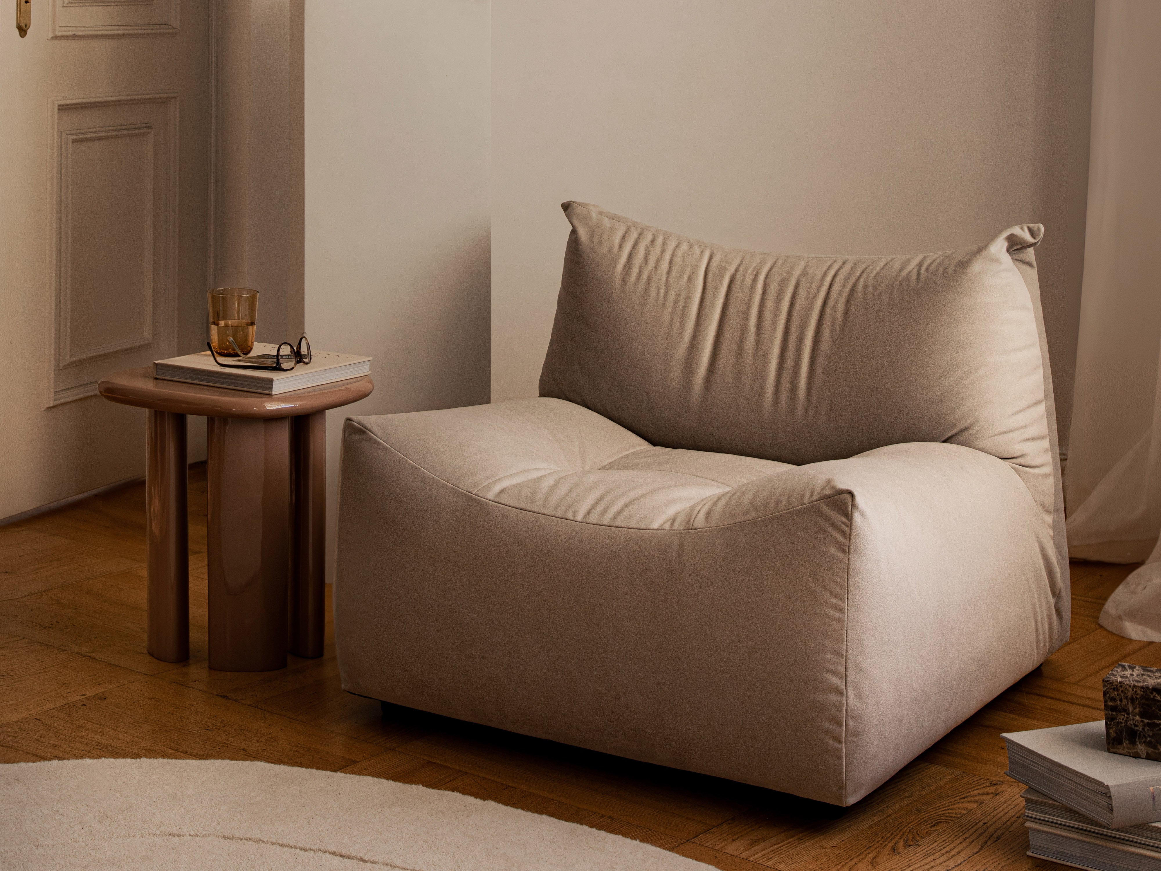 Velvet Armchair TOVE Sand