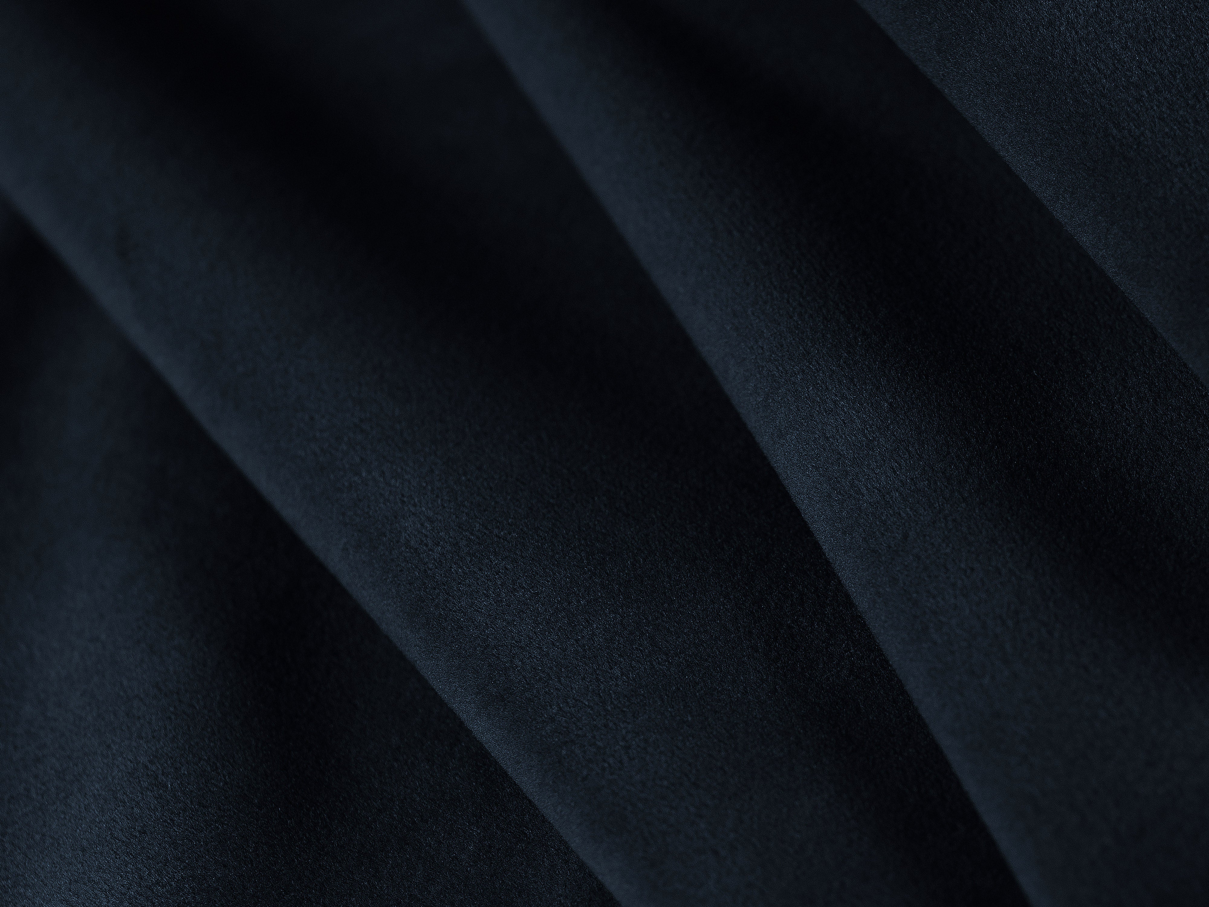 SOLANGE Velvet Bed in Royal Blue