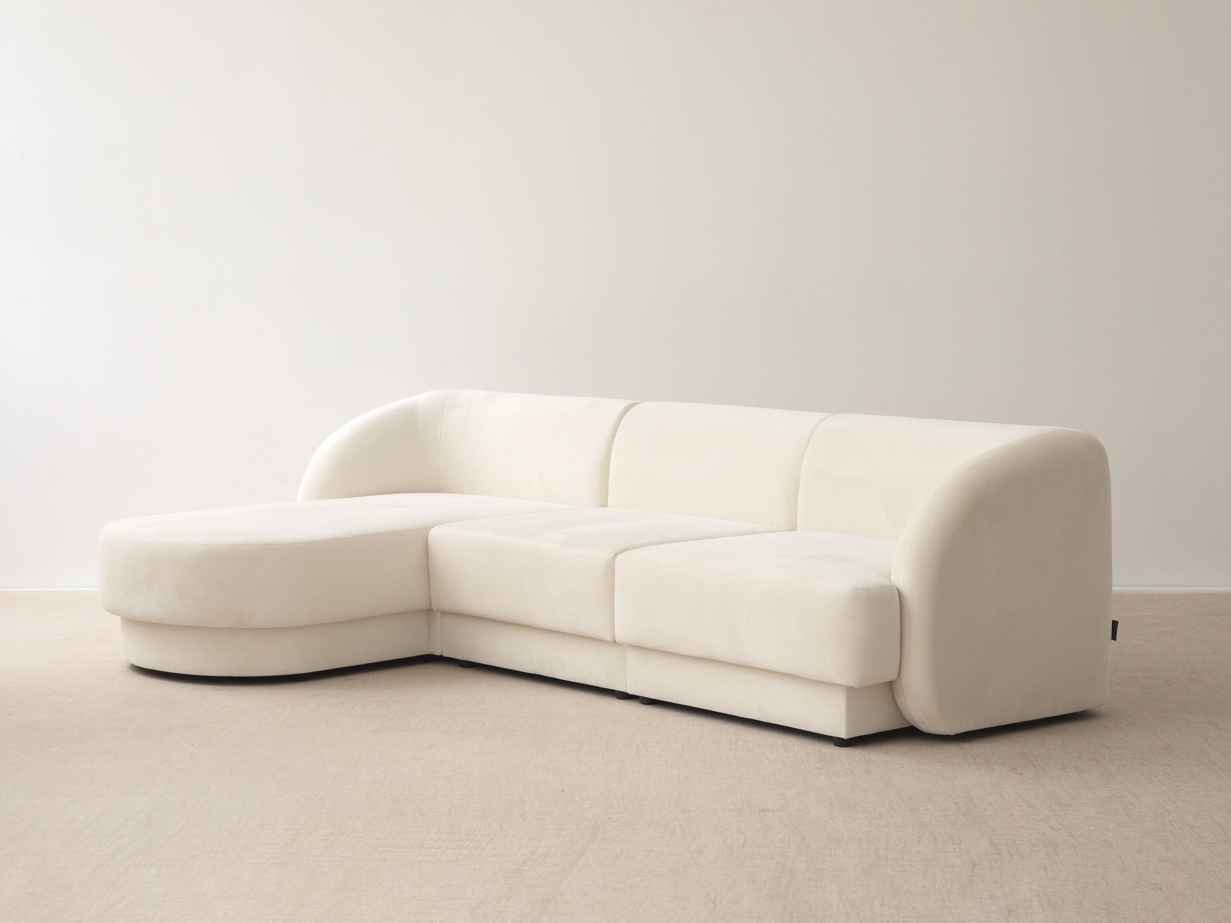 4-seater right-facing corner sofa MILEY green boucle