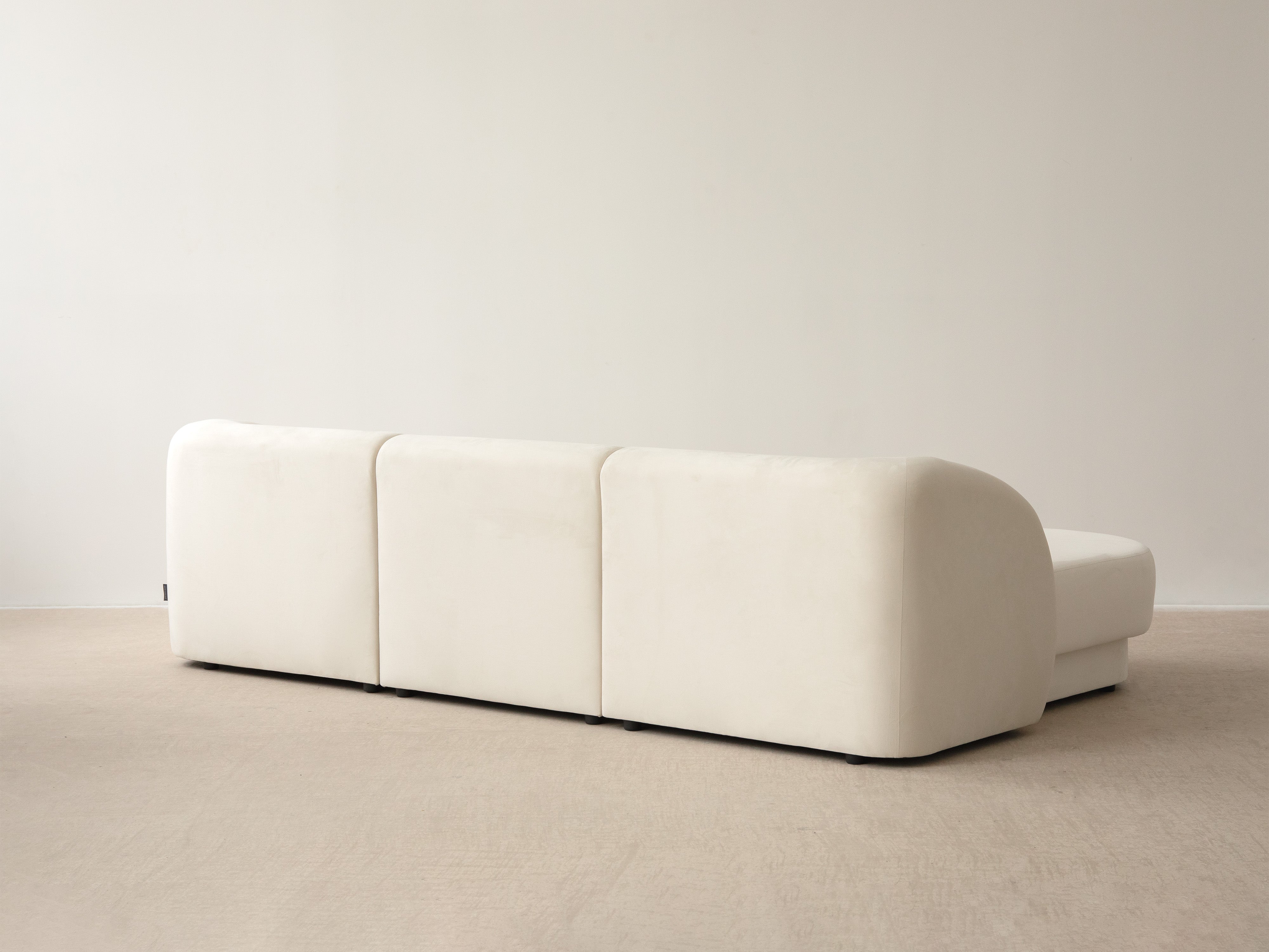4-seater right-facing corner sofa MILEY green boucle
