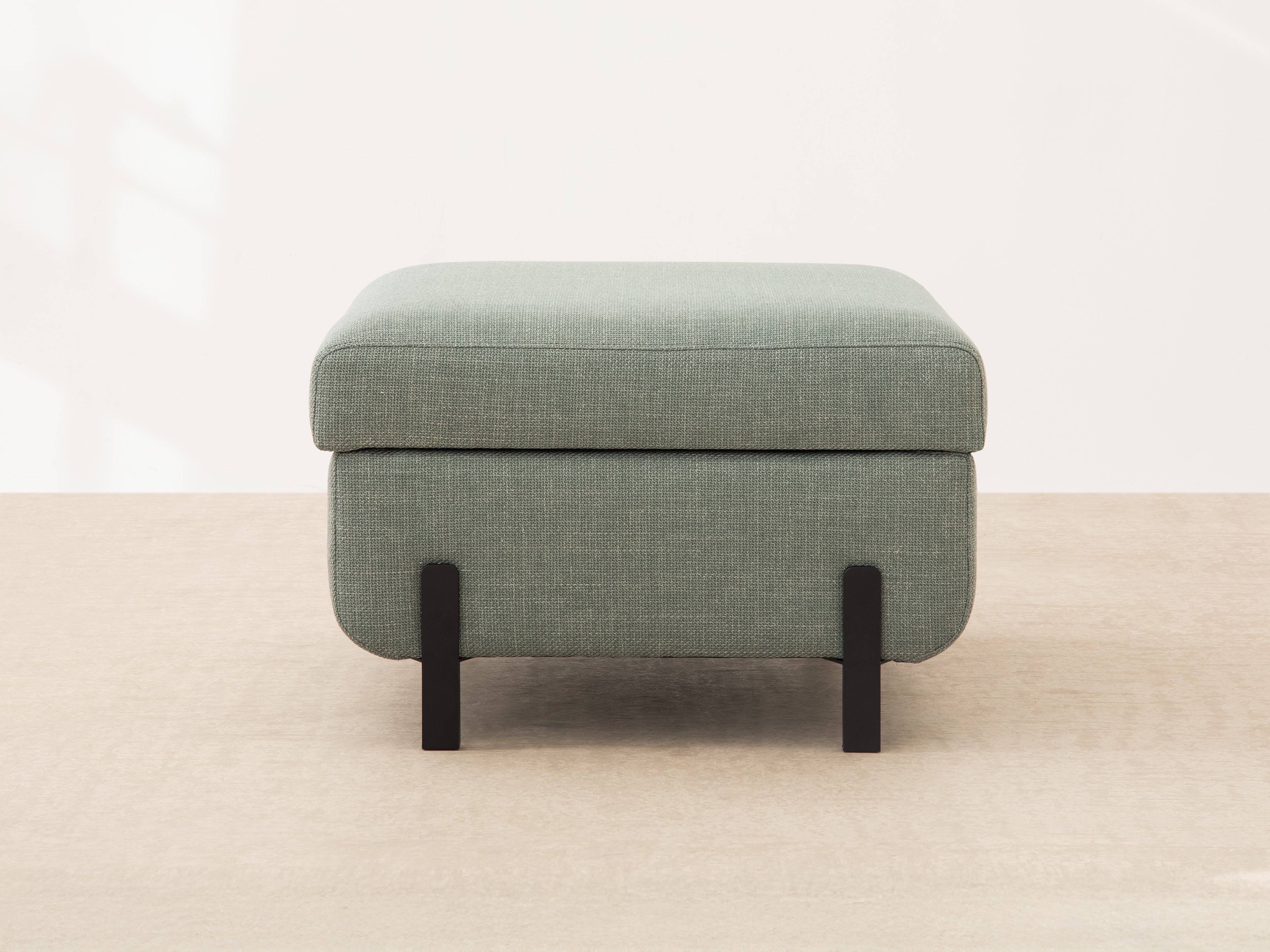 PUF mit Box, "Gloria", 1 Sitz, Ziegel, 87x72x46
In Europa gemacht