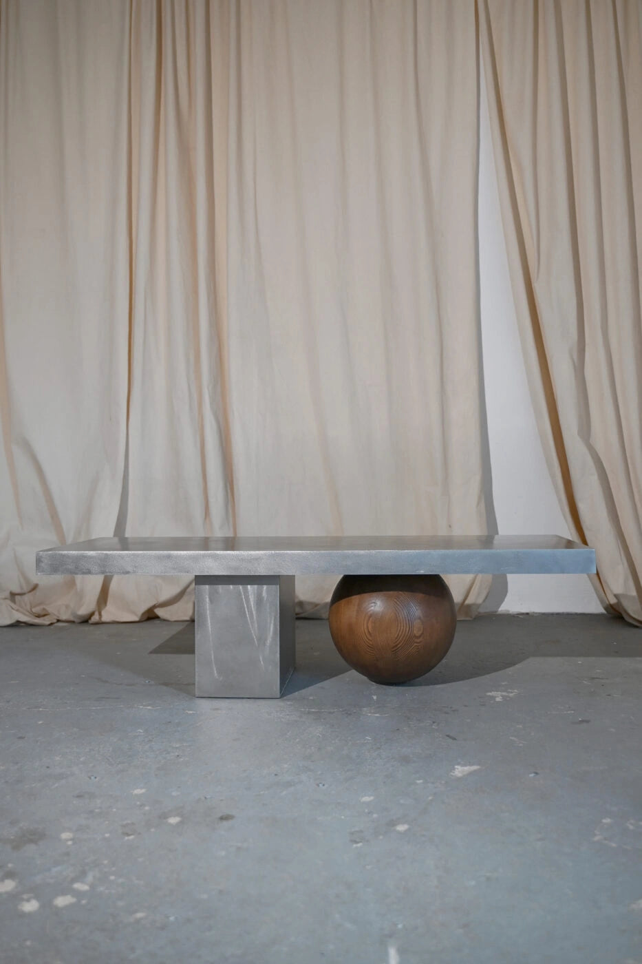 MOORT Coffee Table in Steel and Wood