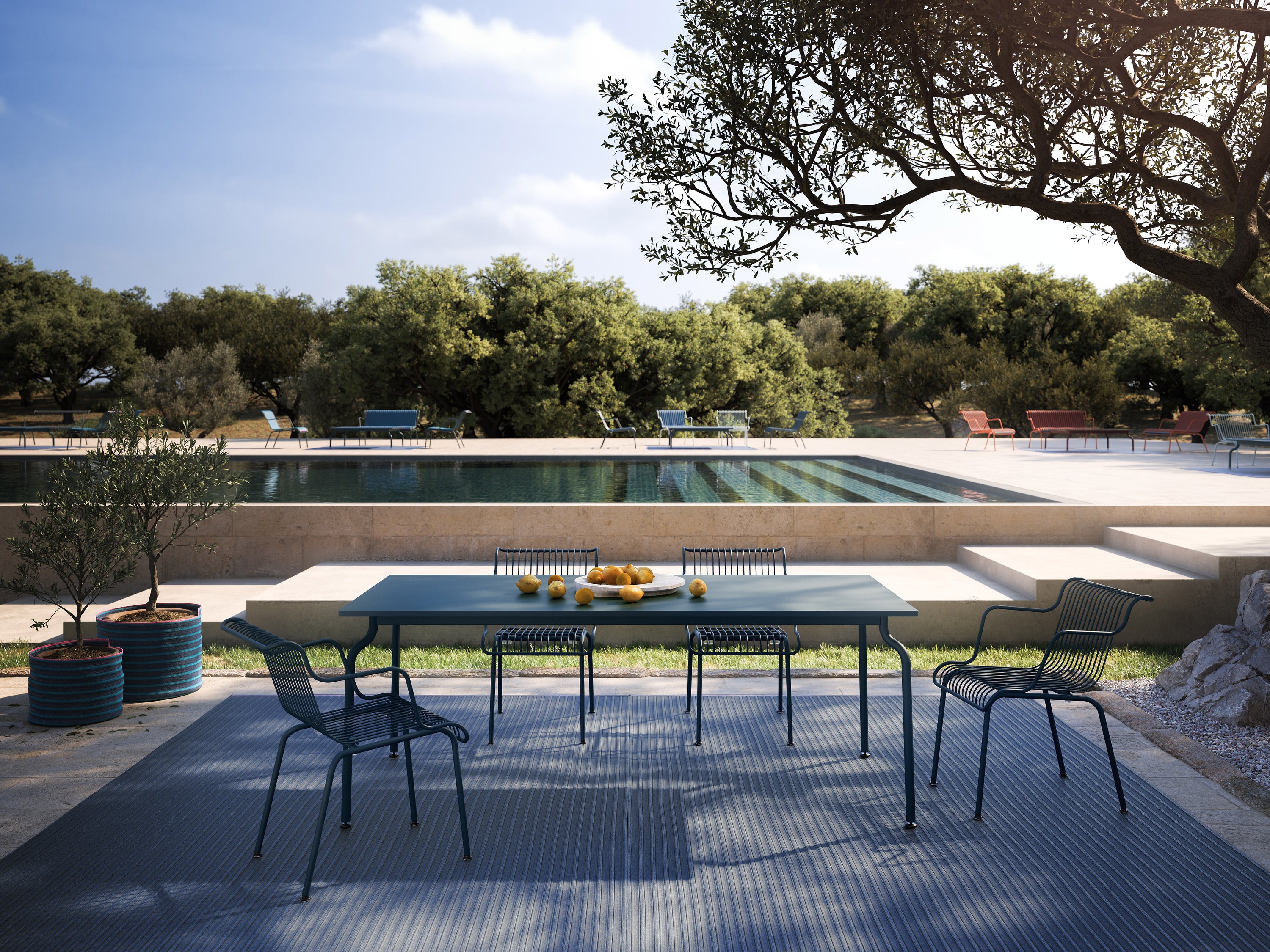SOUTH burgundy garden table