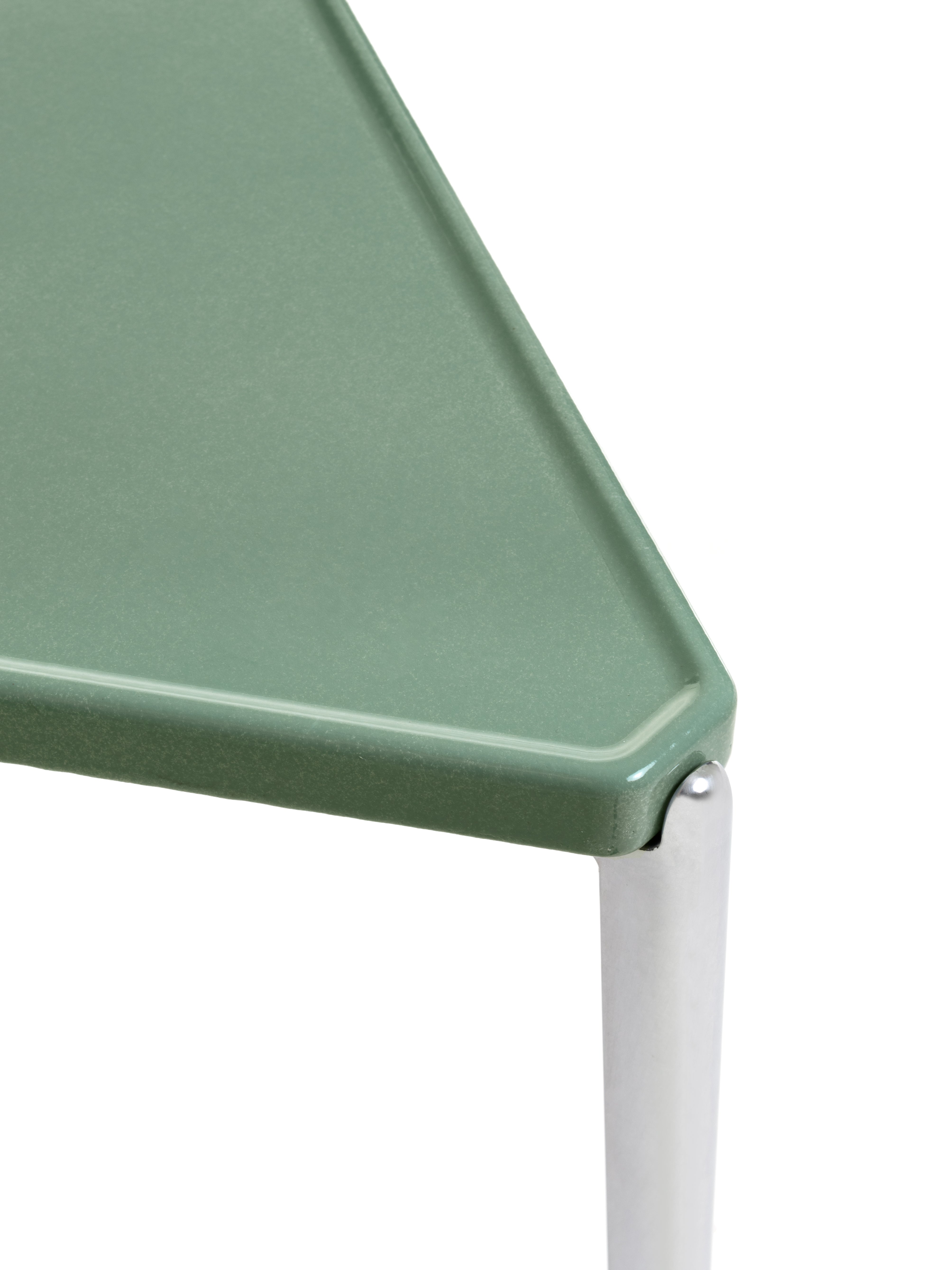 TAMBOUR Beistelltisch grüner Beton