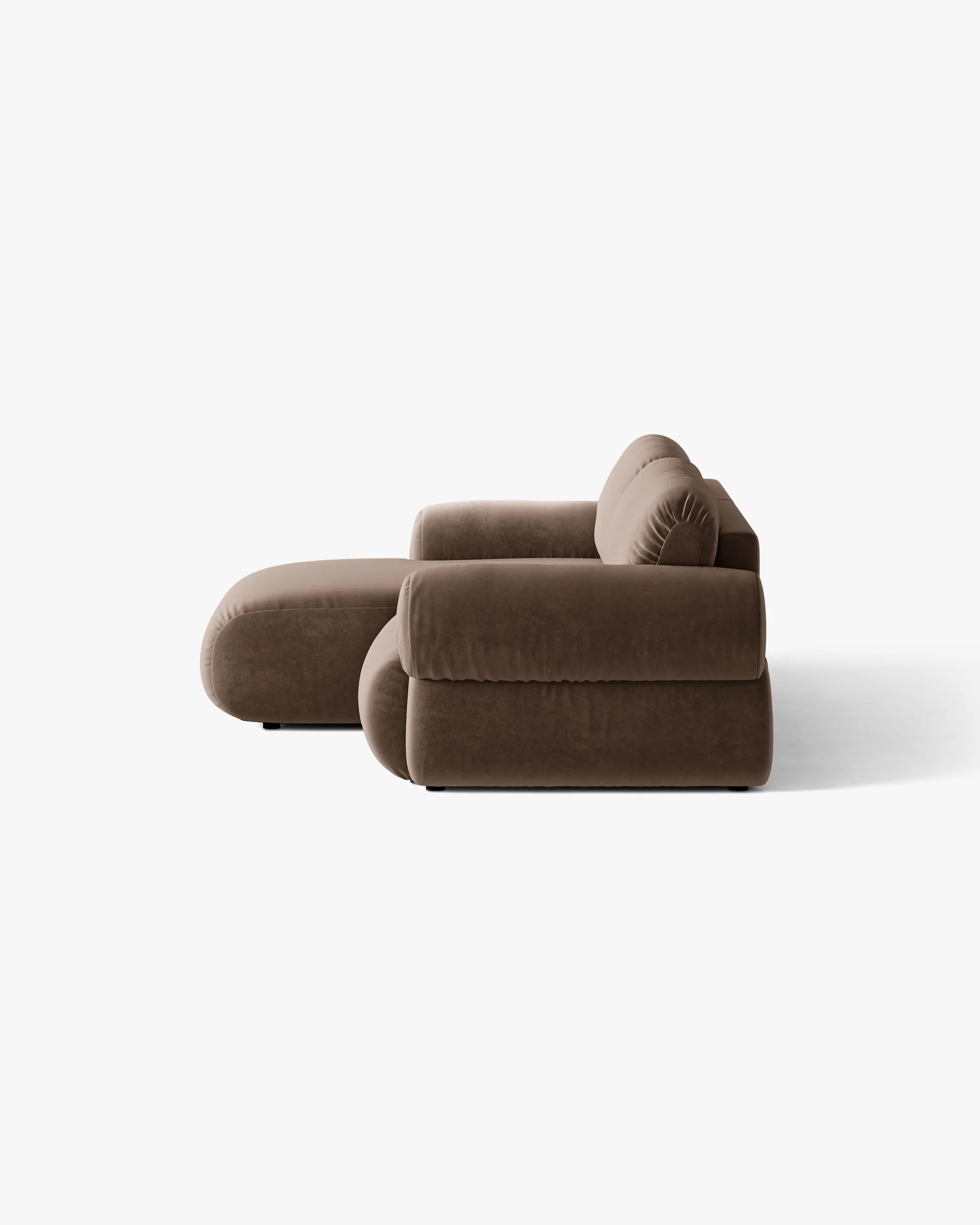Left-facing velvet 2-seater corner sofa OPHELIA in chocolate.