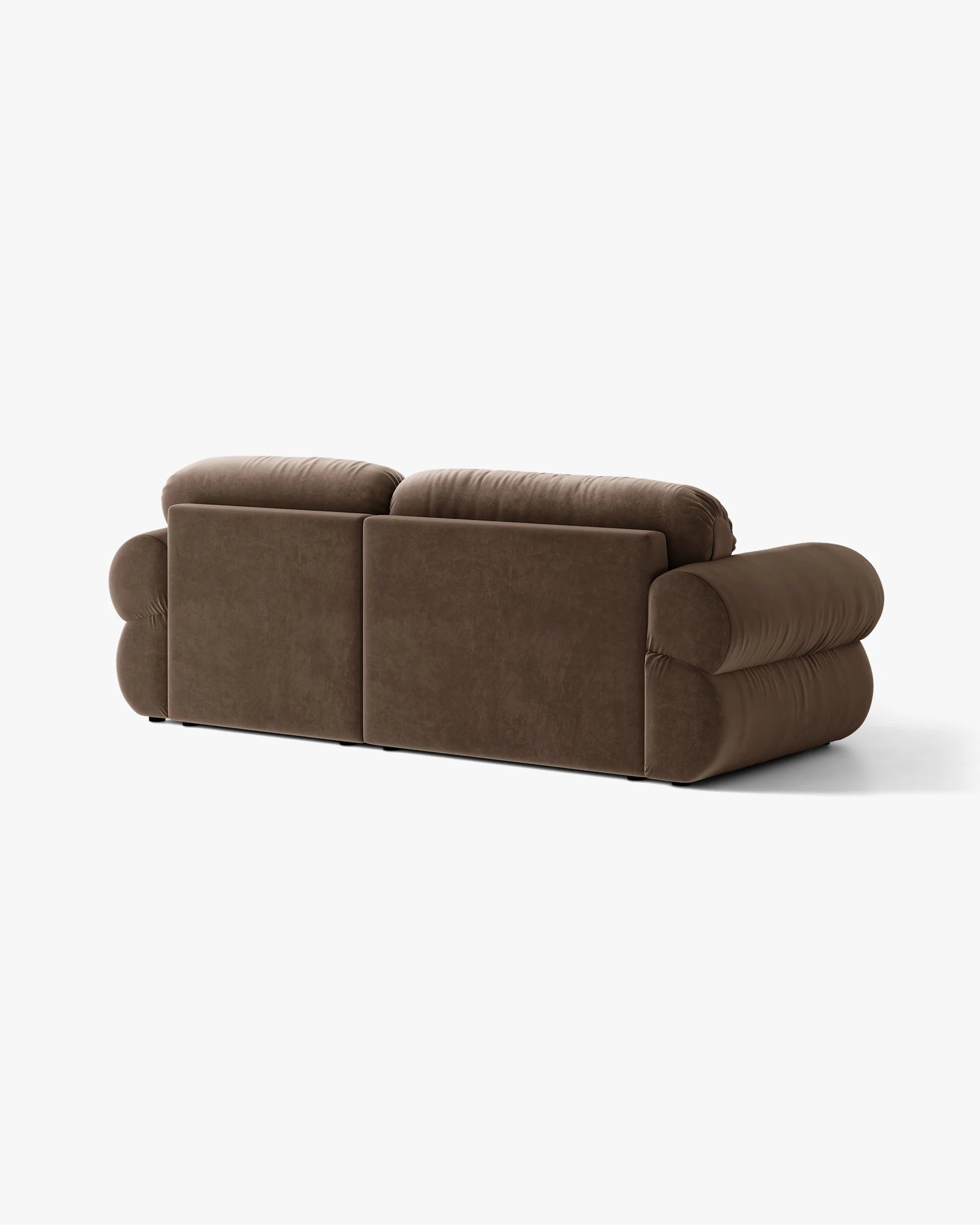 Left-facing velvet 2-seater corner sofa OPHELIA in chocolate.