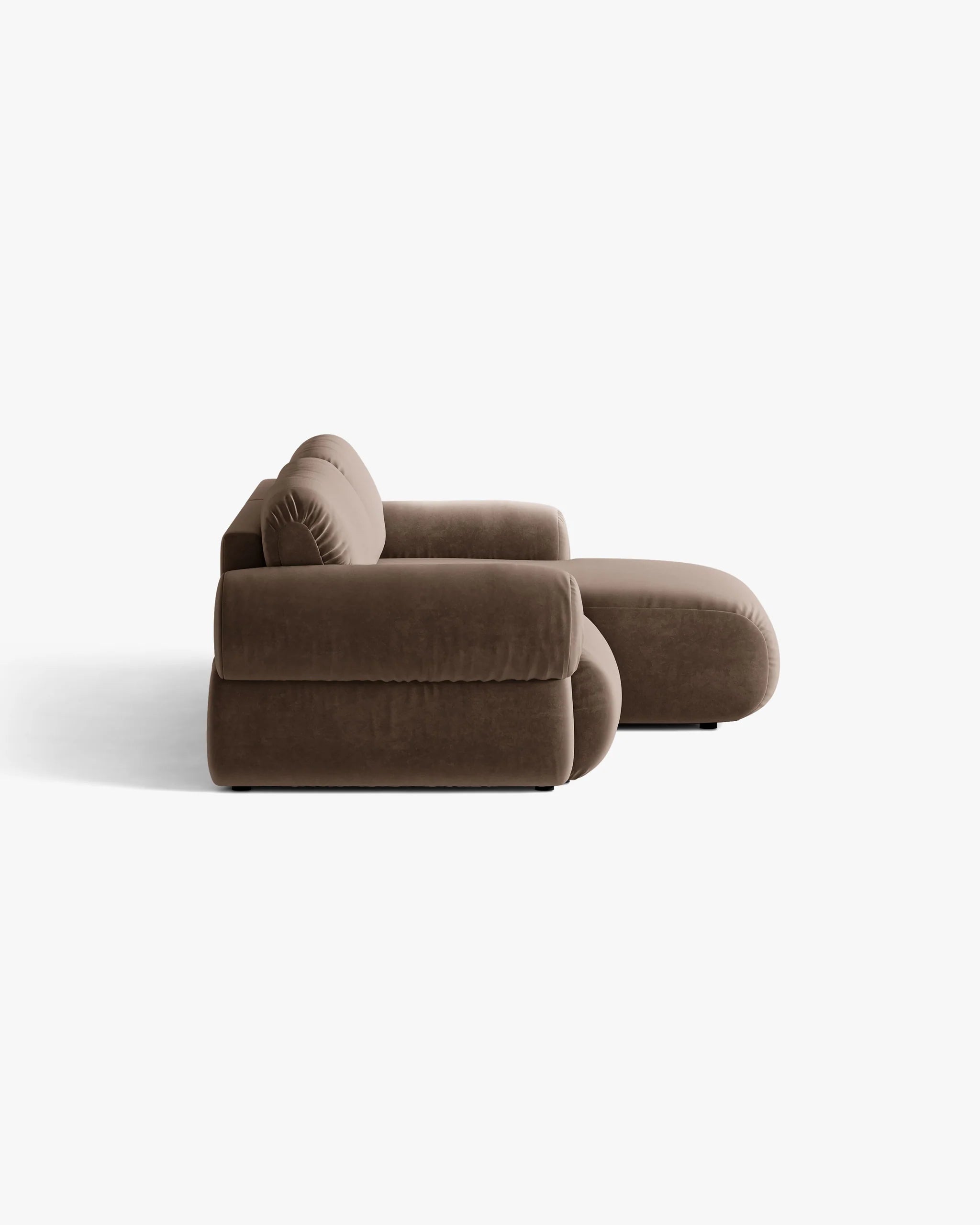 Right-facing velvet 2-seater corner sofa OPHELIA in chocolate.