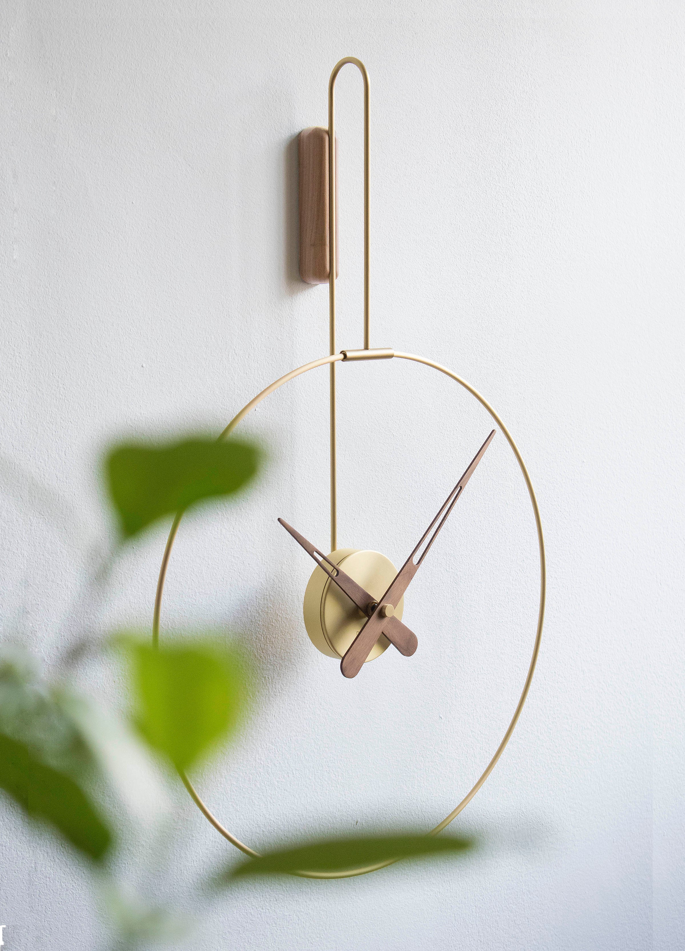 Wall Clock MICRO DARO Walnut Wood with Brass