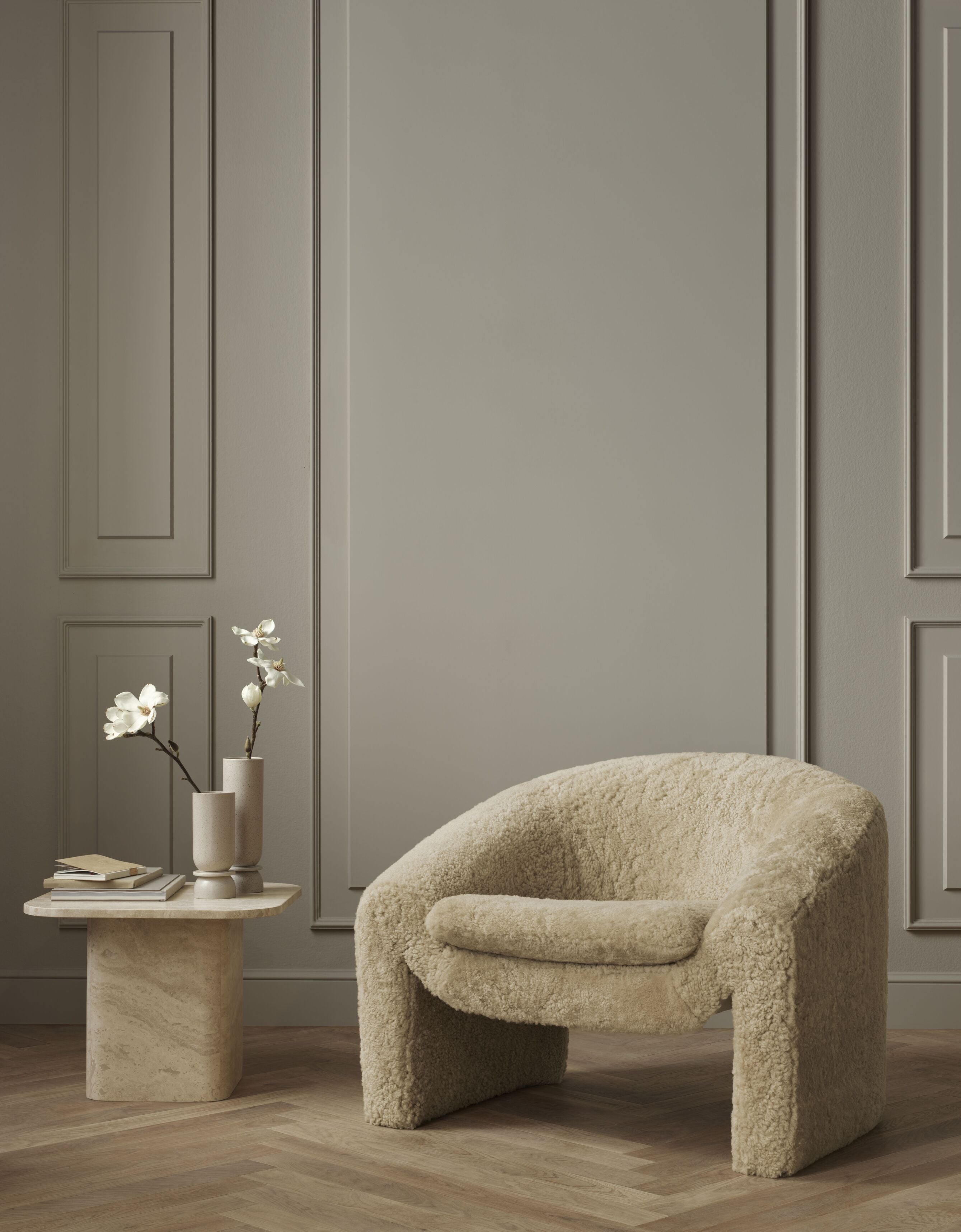 Upholstered MIELO armchair