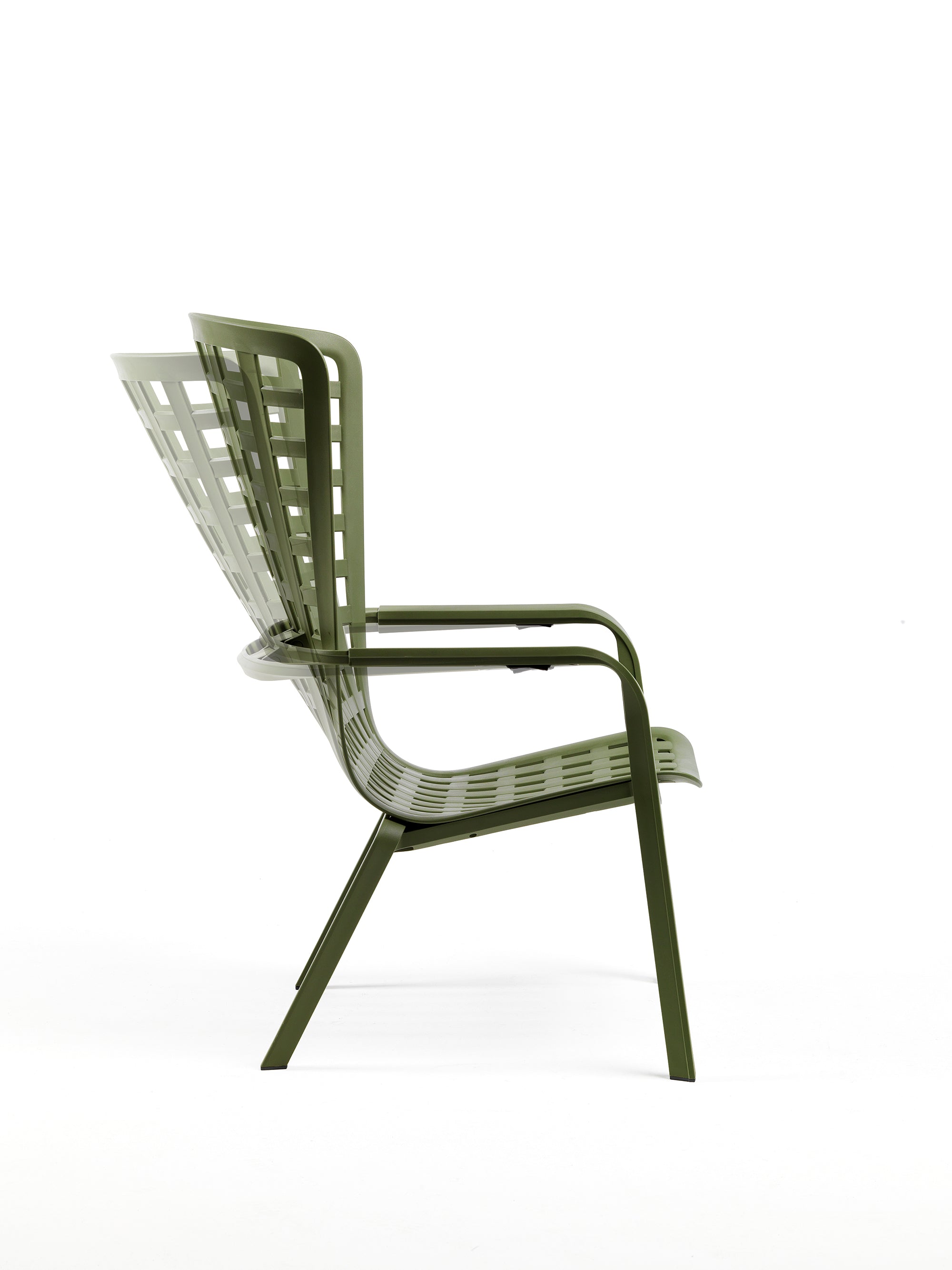 FOLIO Outdoor Armchair in Brown